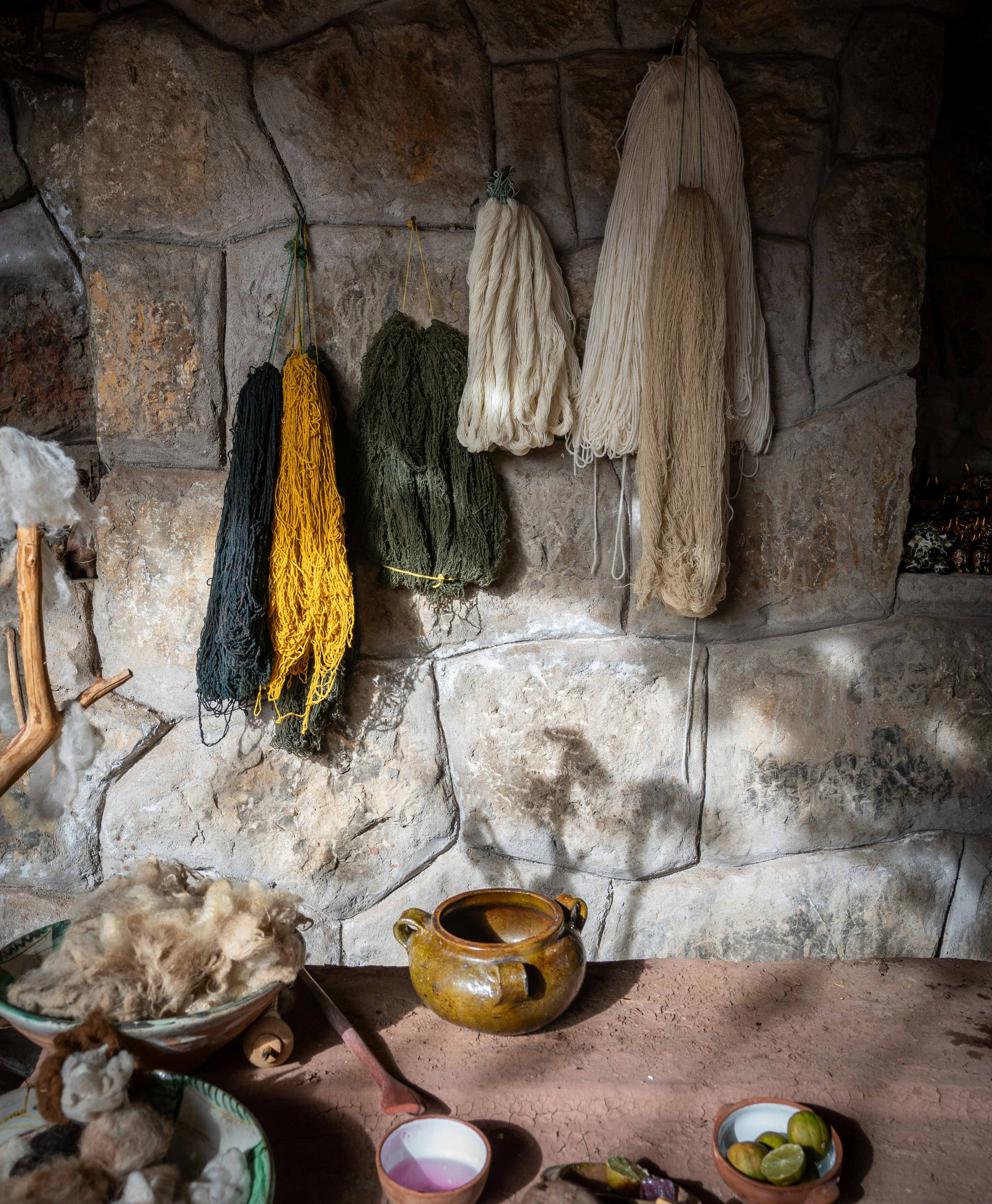 Materialien und Färbung