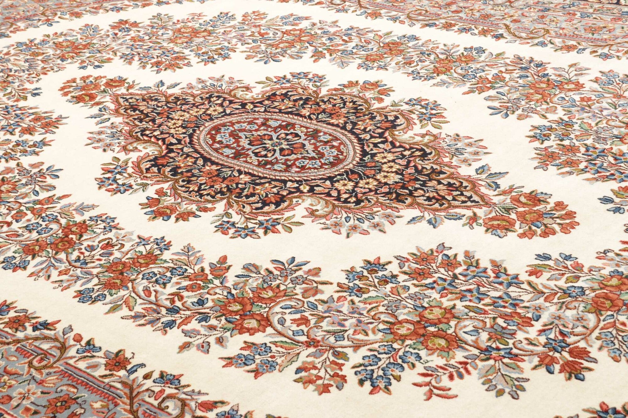 Kerman | 403 cm x 291 cm | Nr. 12-227031