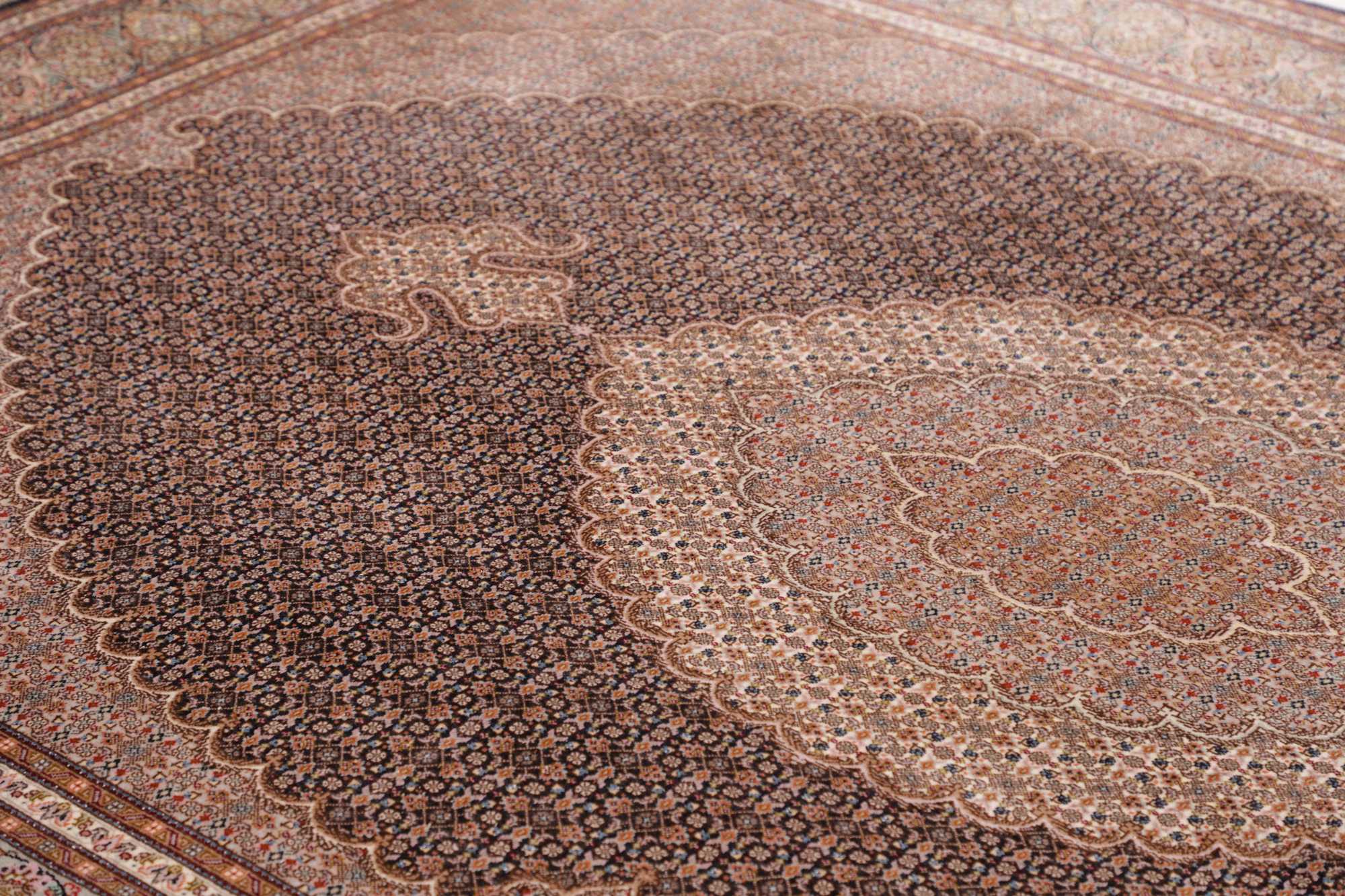 Täbriz | 302 cm x 207 cm | Nr. 12-238659