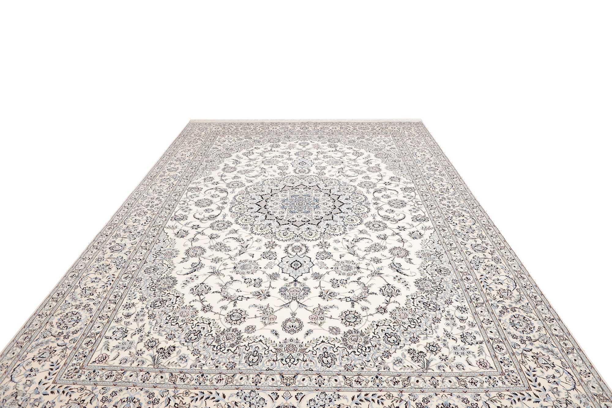 Nain | 369 cm x 262 cm | Nr. 12-352652