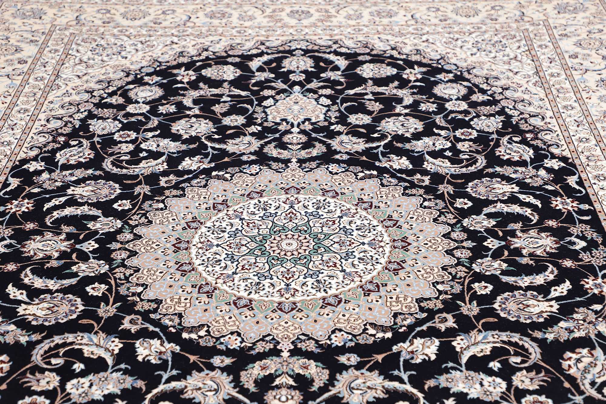 Nain | 320 cm x 220 cm | Nr. 12-352892