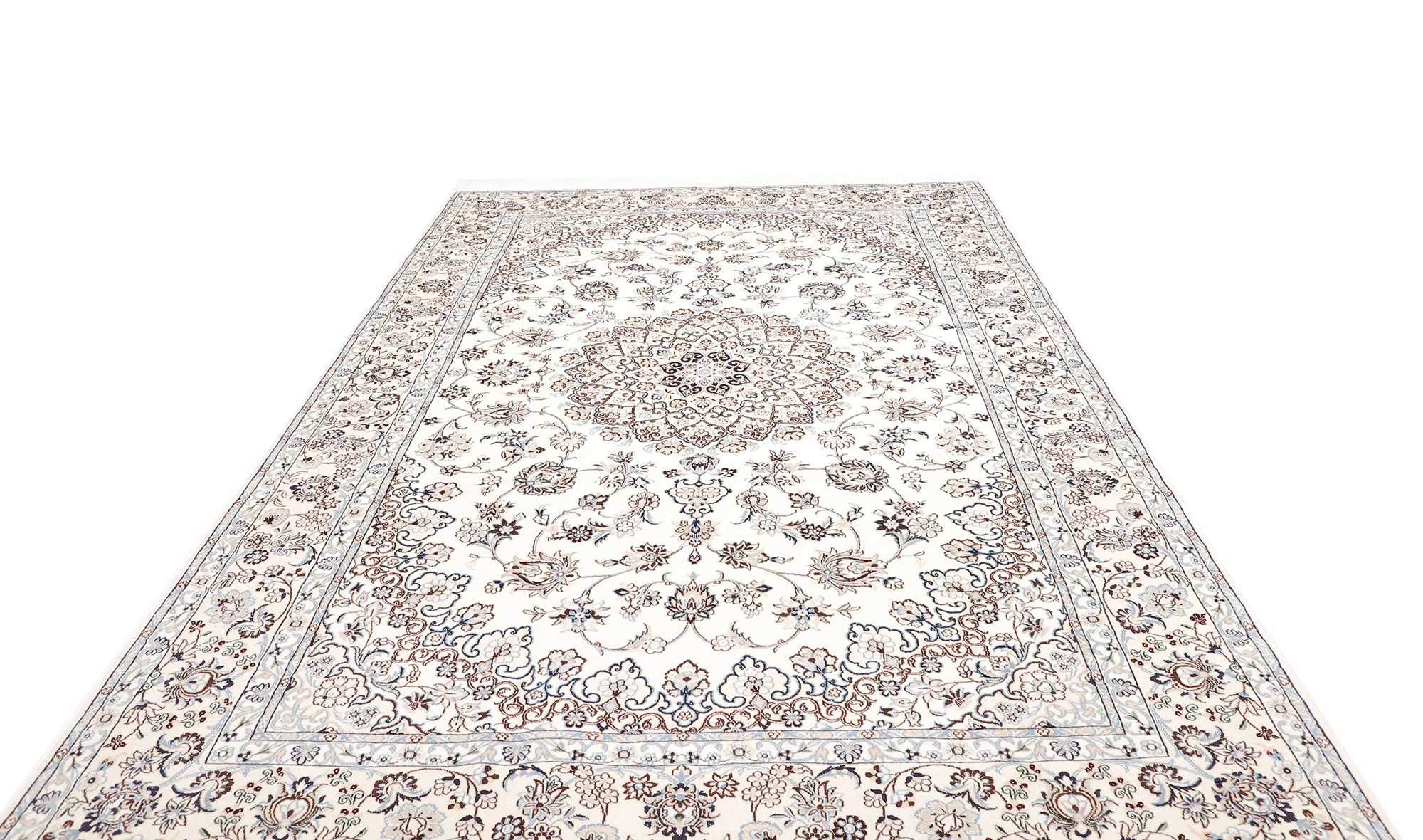 Nain | 325 cm x 205 cm | Nr. 12-374016