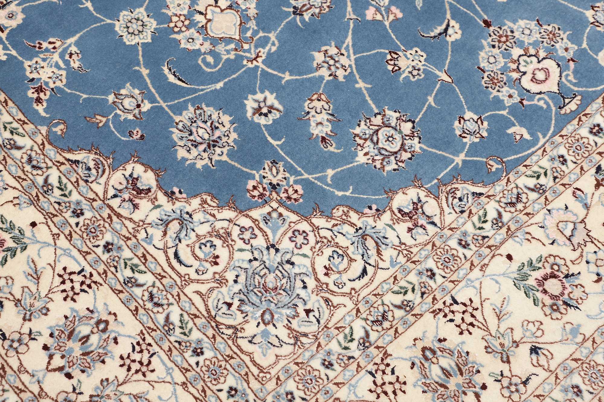 Nain | 255 cm x 167 cm | Nr. 12-374018