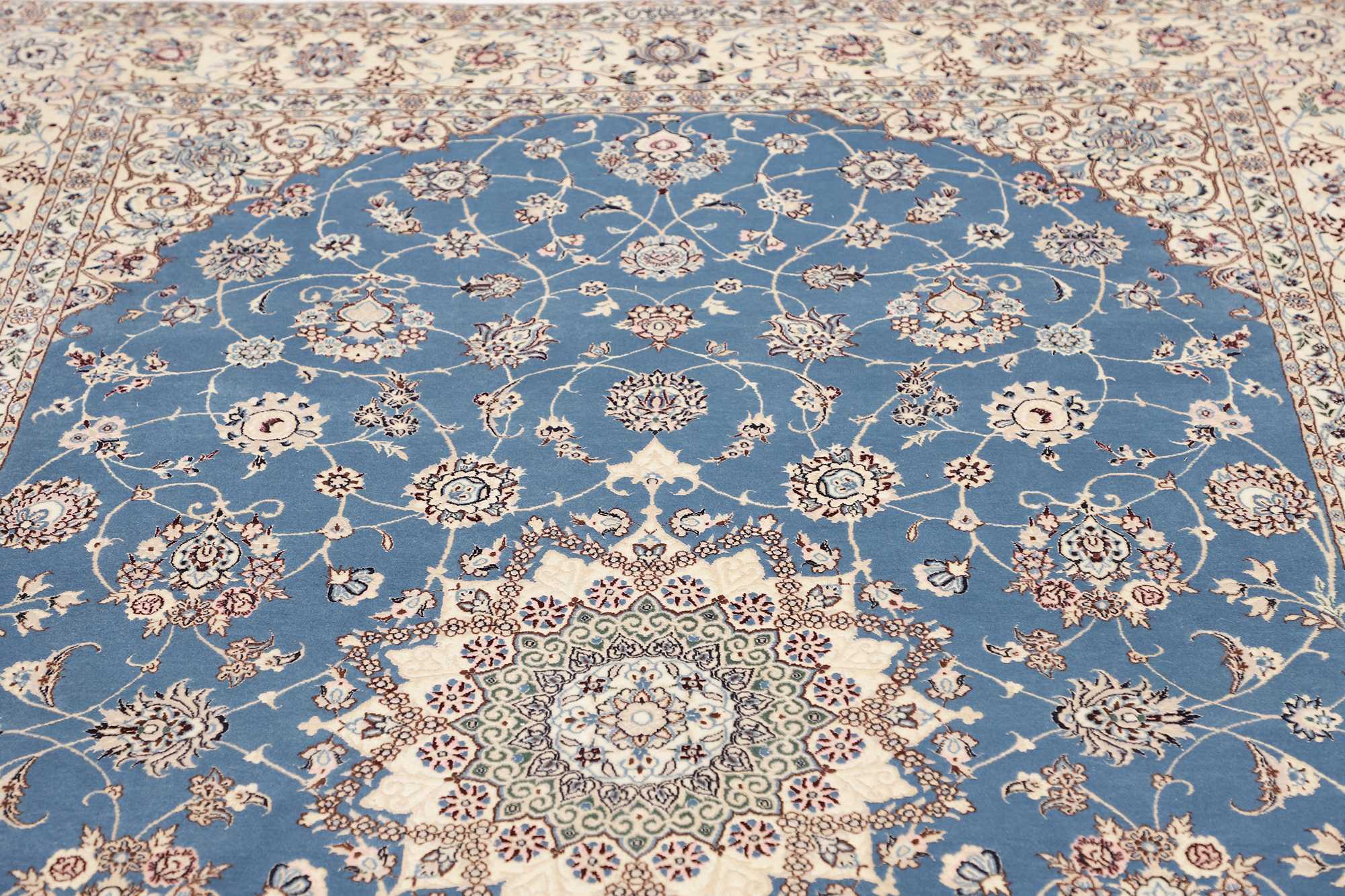 Nain | 255 cm x 167 cm | Nr. 12-374018