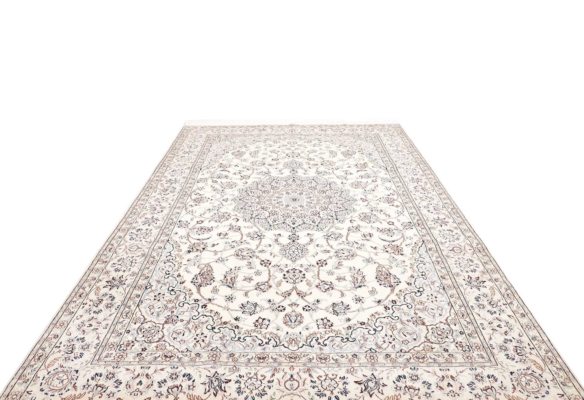 Nain | 332 cm x 210 cm | Nr. 12-393388