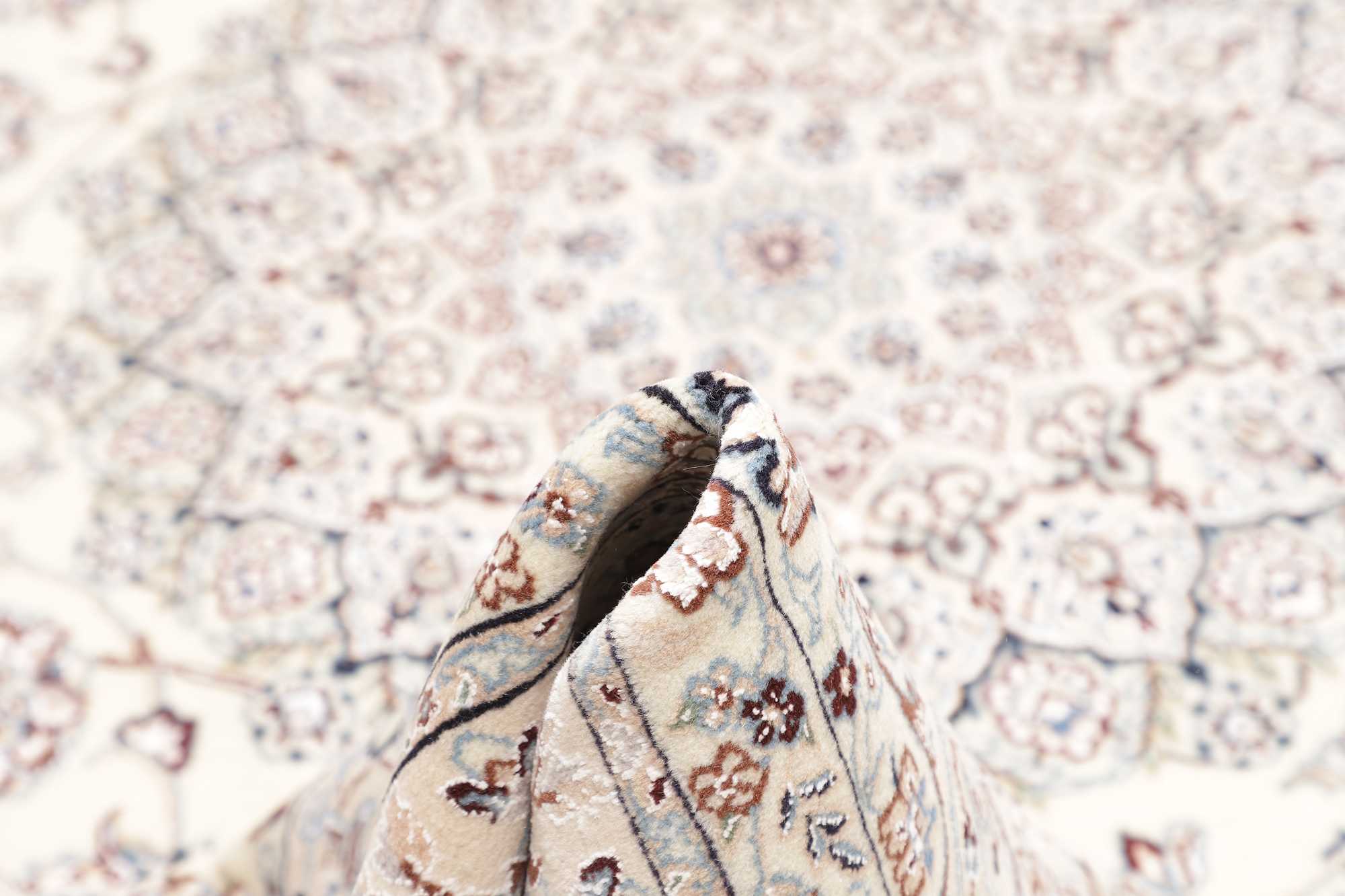 Nain | 332 cm x 210 cm | Nr. 12-393388