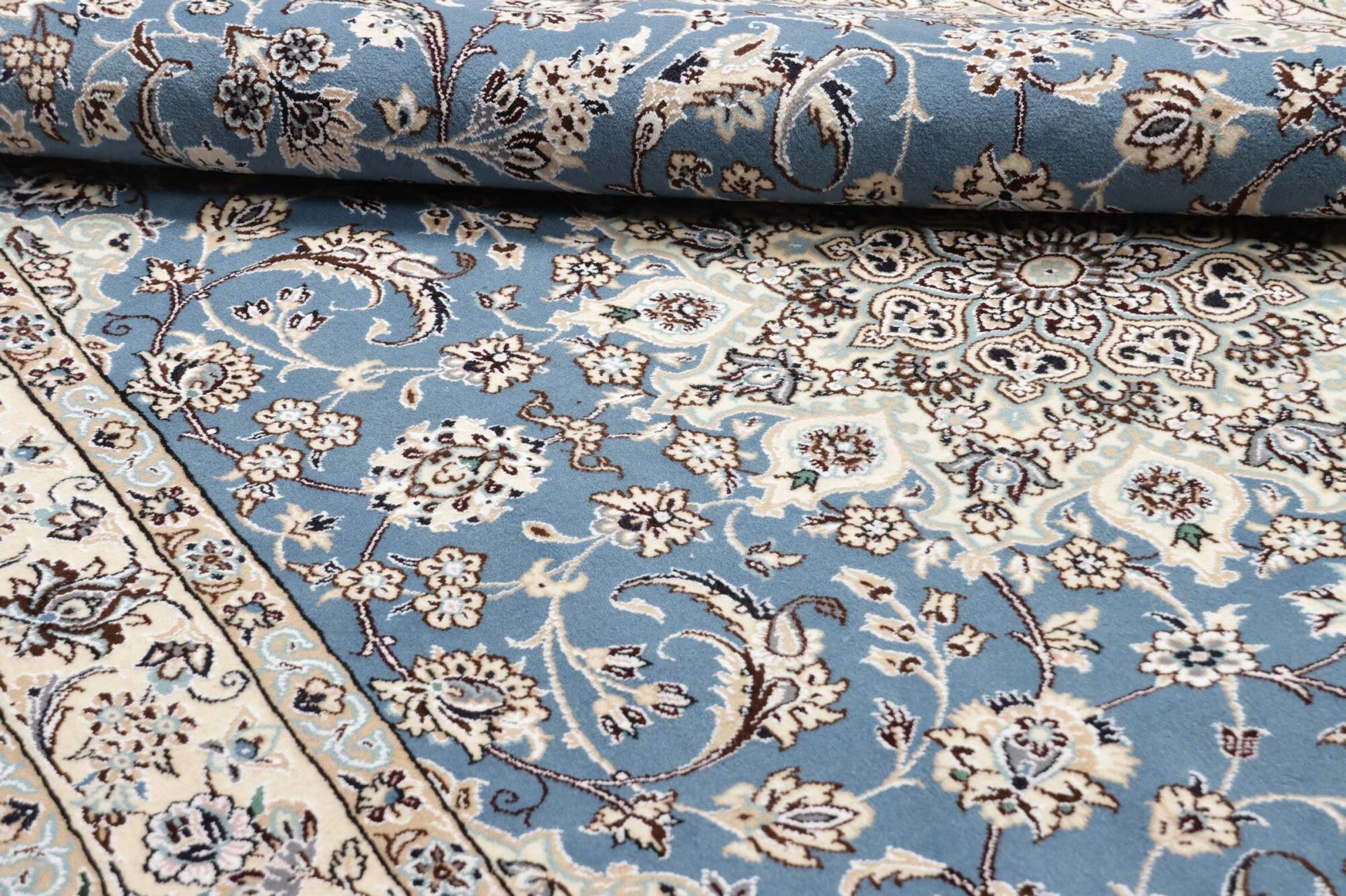 Nain | 240 cm x 145 cm | Nr. 12-401461