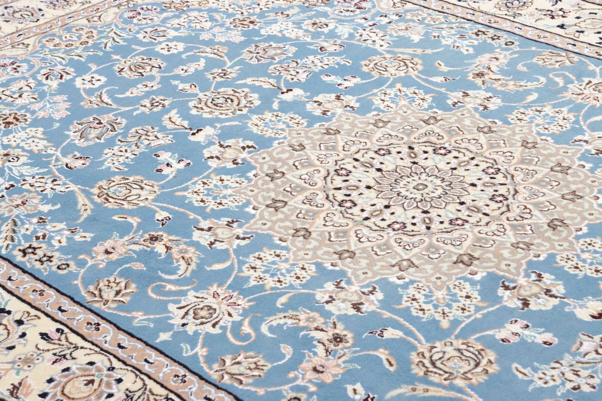 Nain | 233 cm x 153 cm | Nr. 12-401547