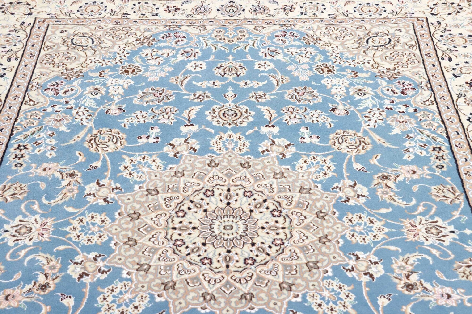 Nain | 233 cm x 153 cm | Nr. 12-401547