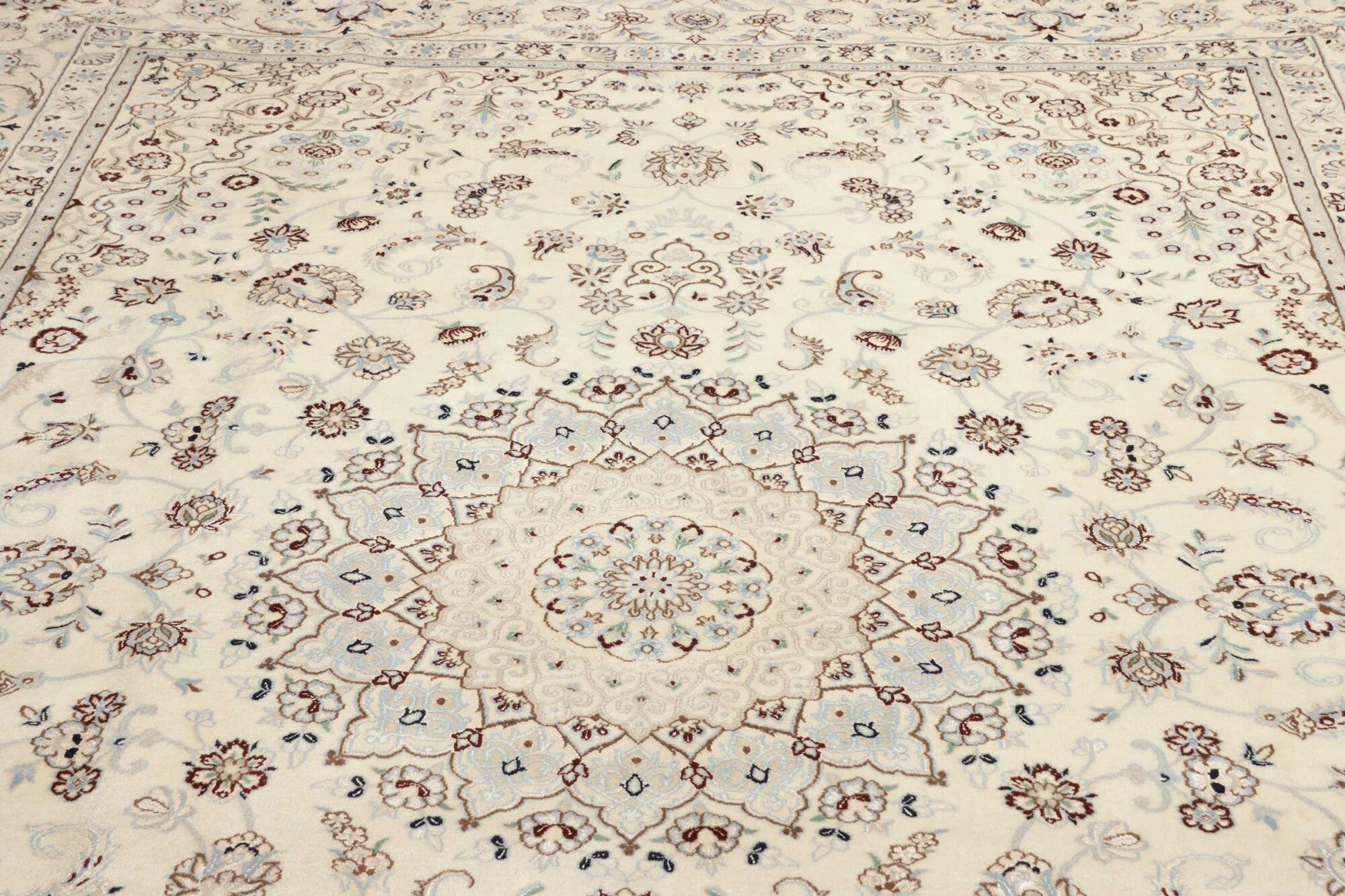 Nain | 355 cm x 256 cm | Nr. 12-401576