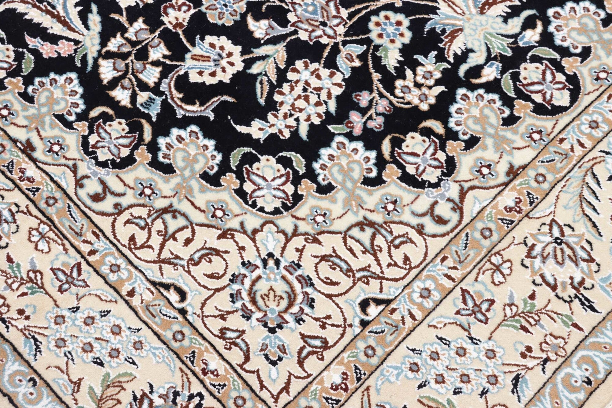 Nain | 247 cm x 143 cm | Nr. 12-401598