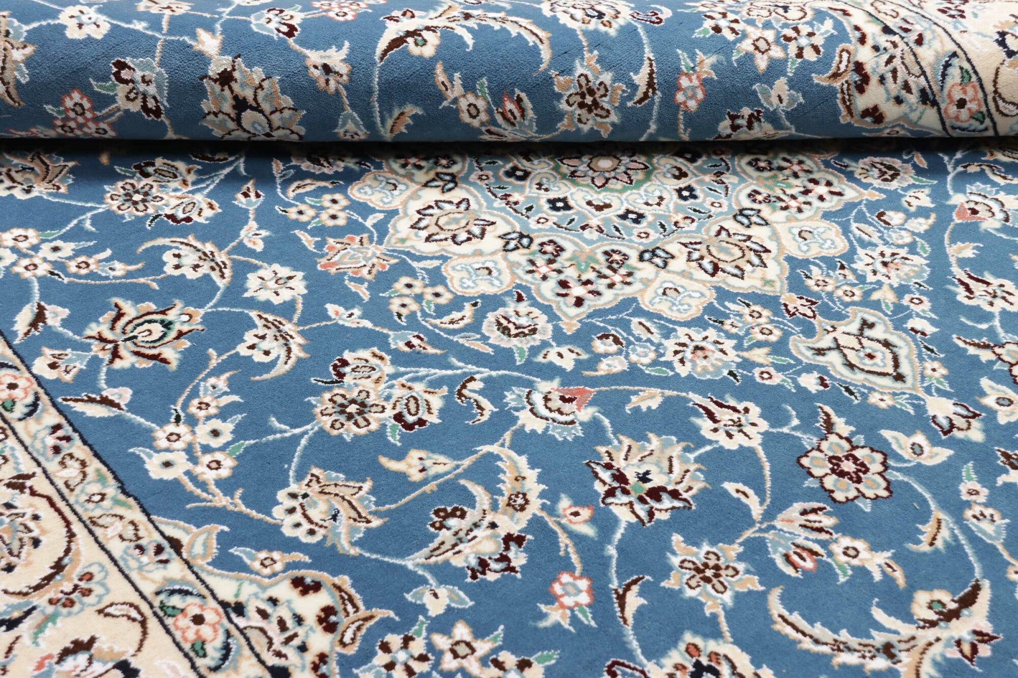 Nain | 240 cm x 142 cm | Nr. 12-401613