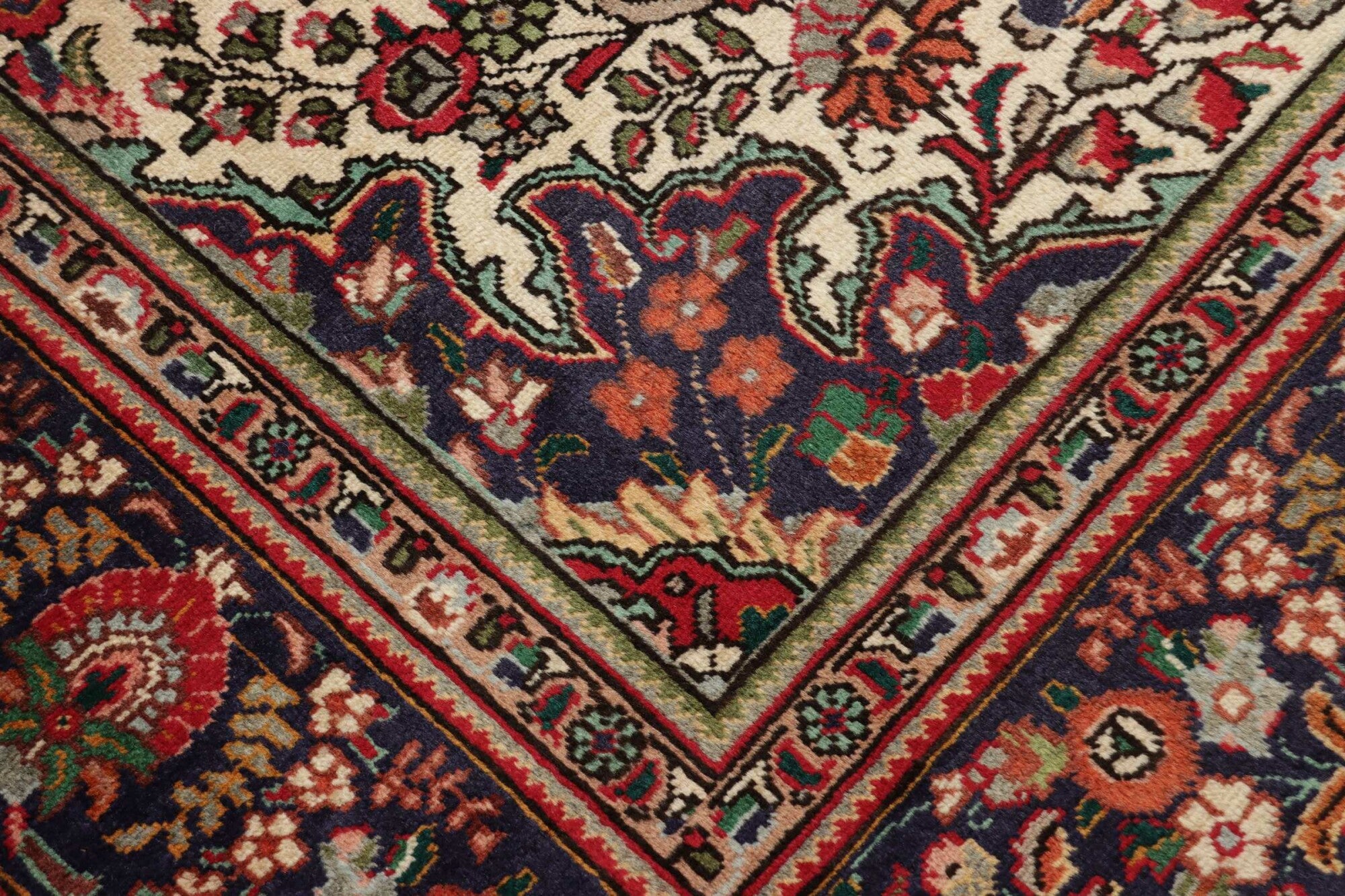 Täbriz | 338 cm x 230 cm | Nr. 12-408128