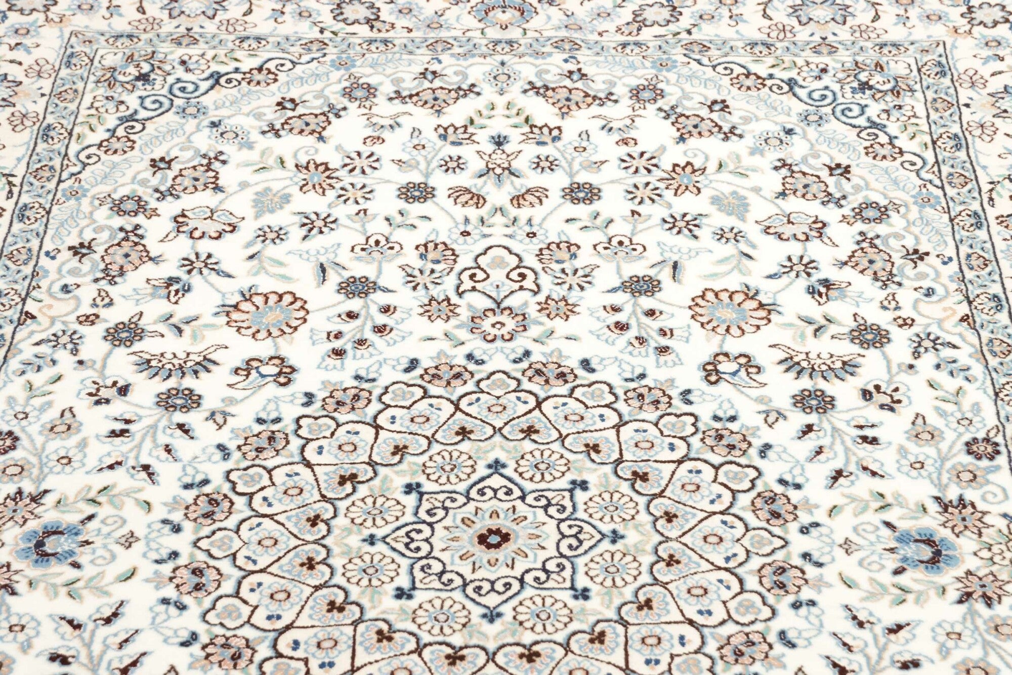 Nain | 223 cm x 133 cm | Nr. 12-408539