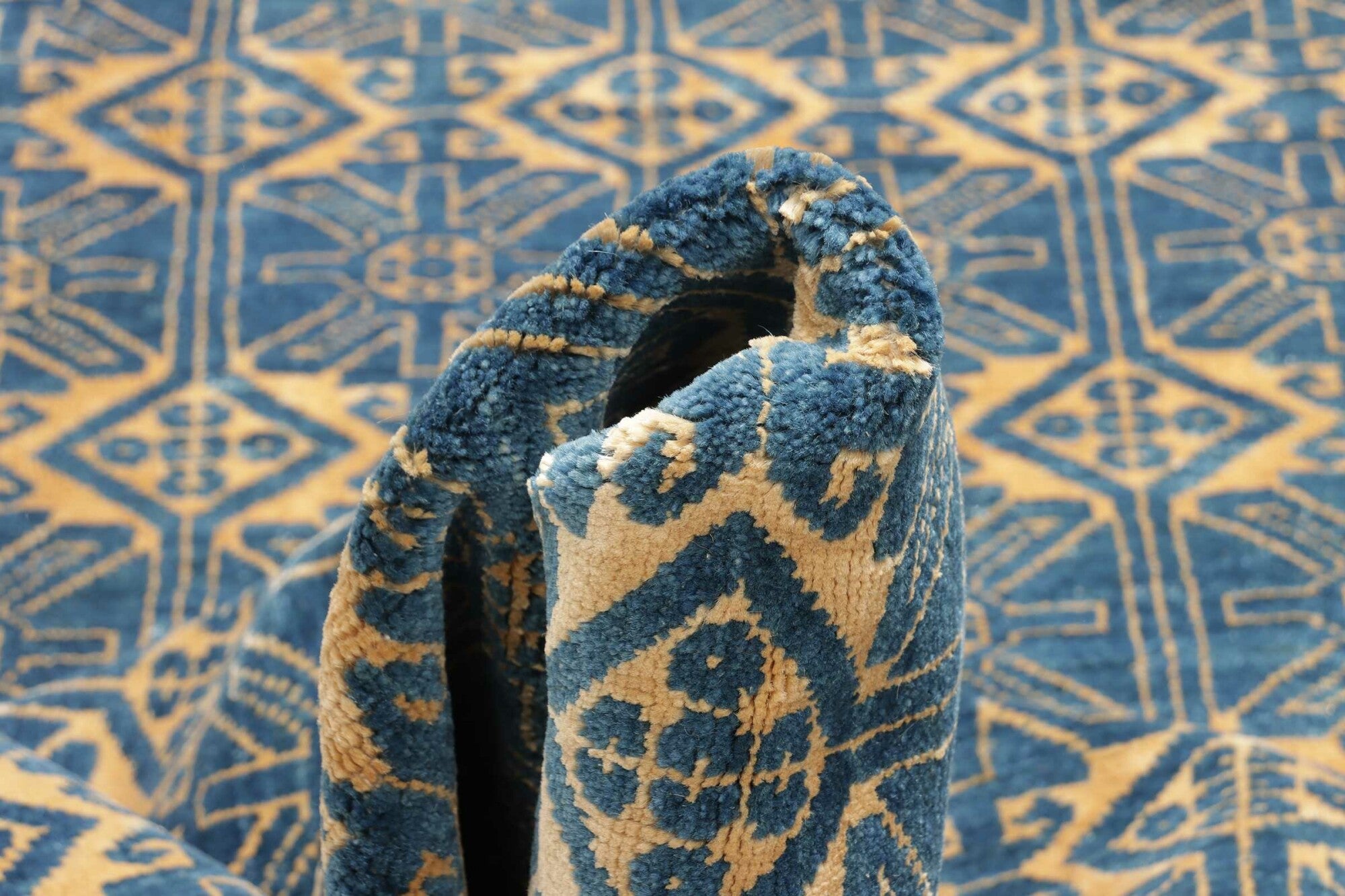 GABBEH FINE | 271 x 200 cm | Nr. 12-408784