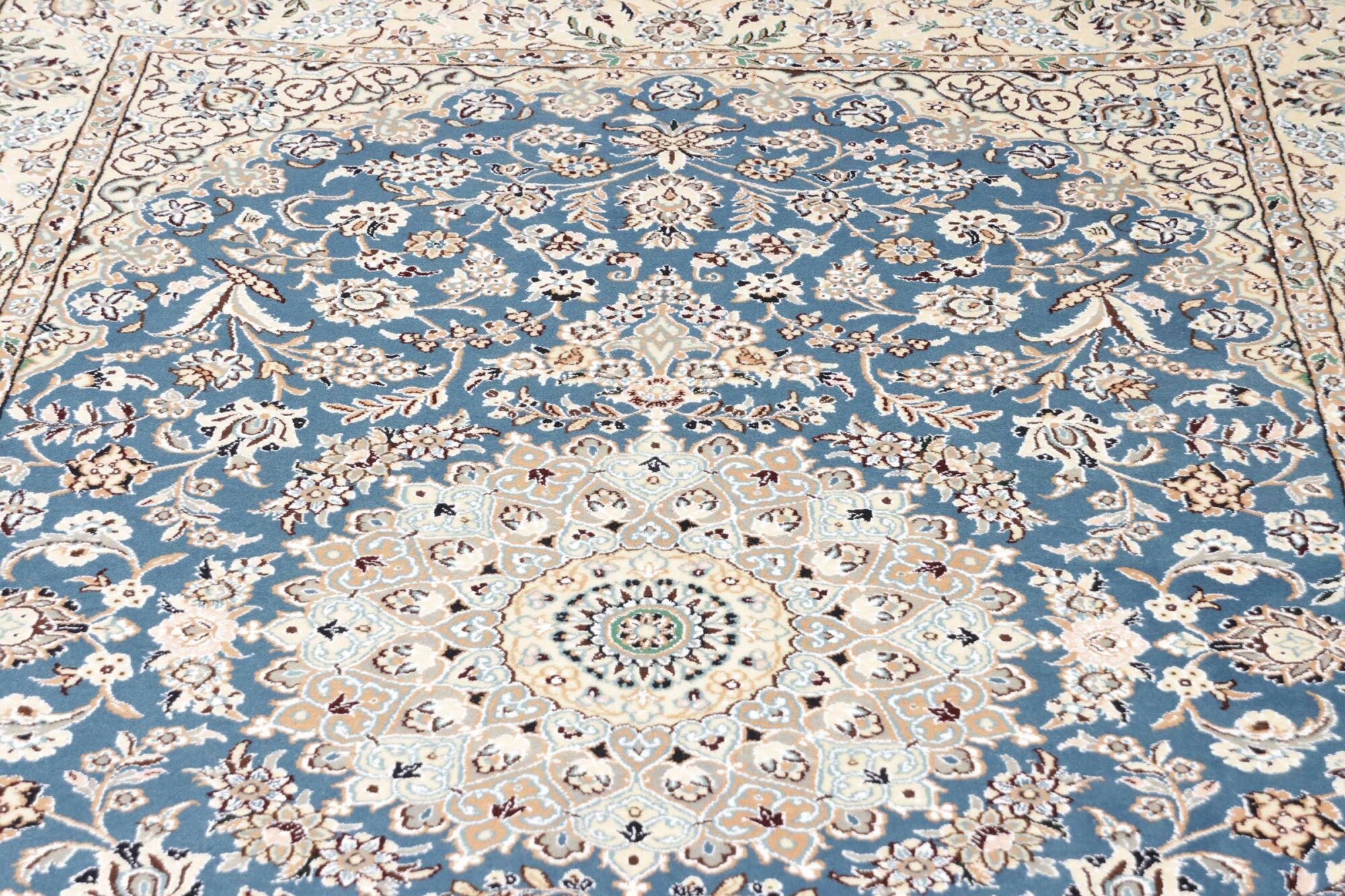 Nain | 255 cm x 158 cm | Nr. 12-416148