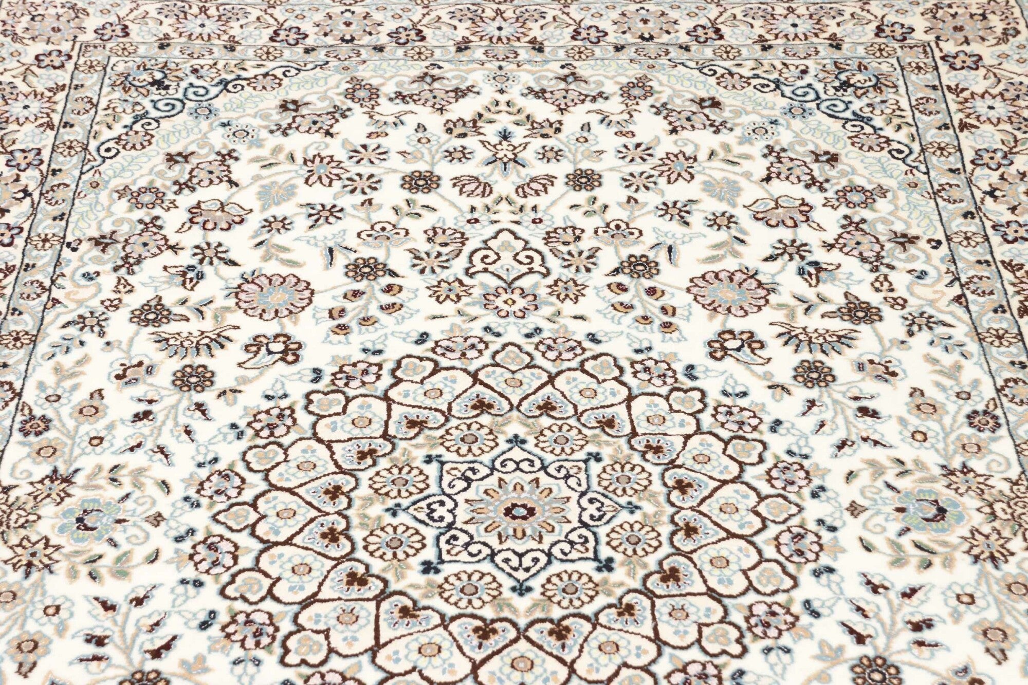 Nain | 205 x 130 cm | Nr. 12-416255