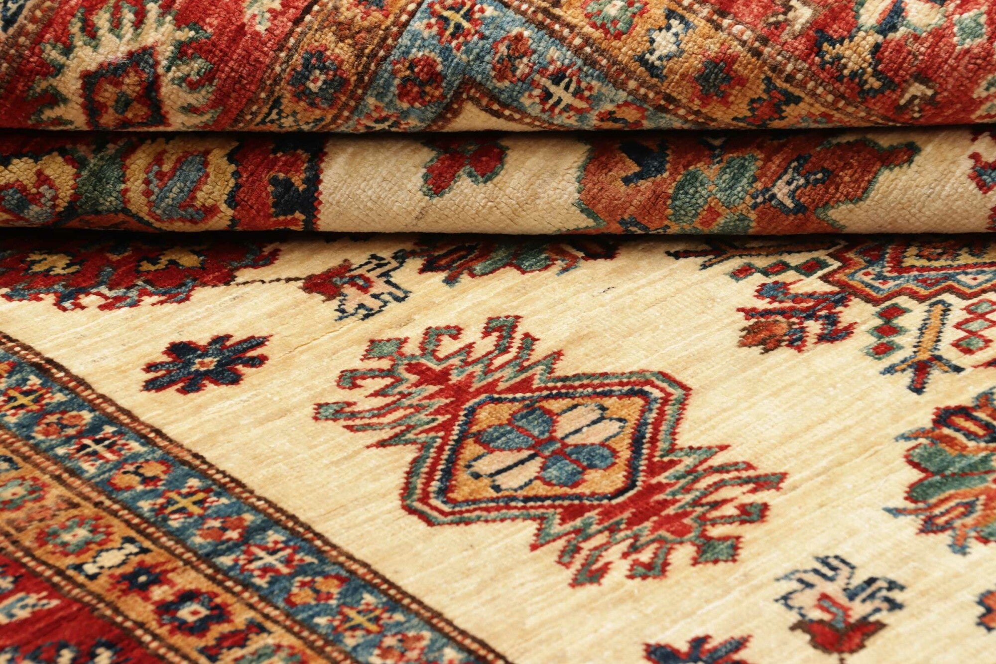 Kazak | 195 cm x 153 cm | Nr. 12-432579