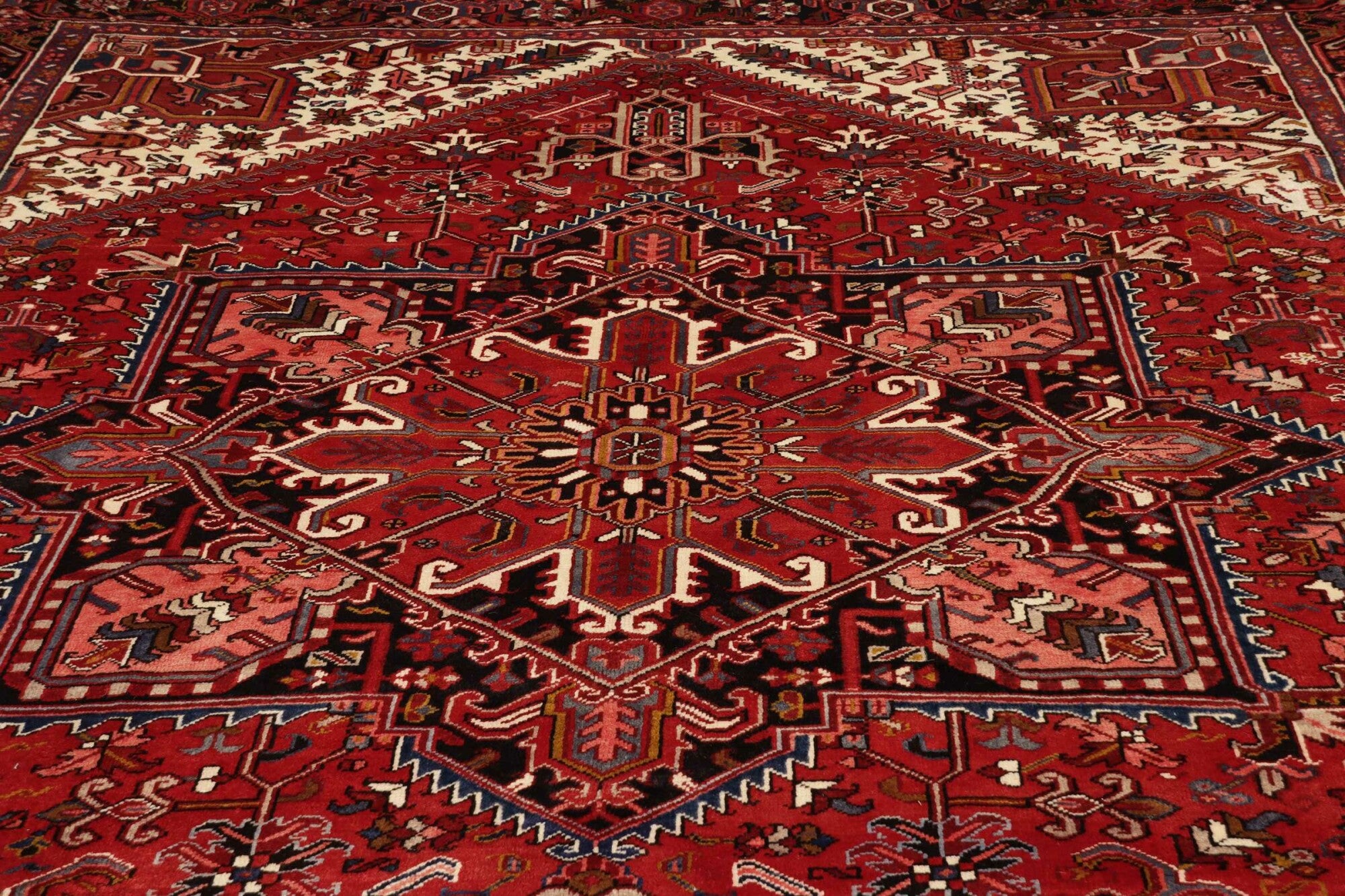 Heriz | 358 cm x 285 cm | Nr. 12-439928