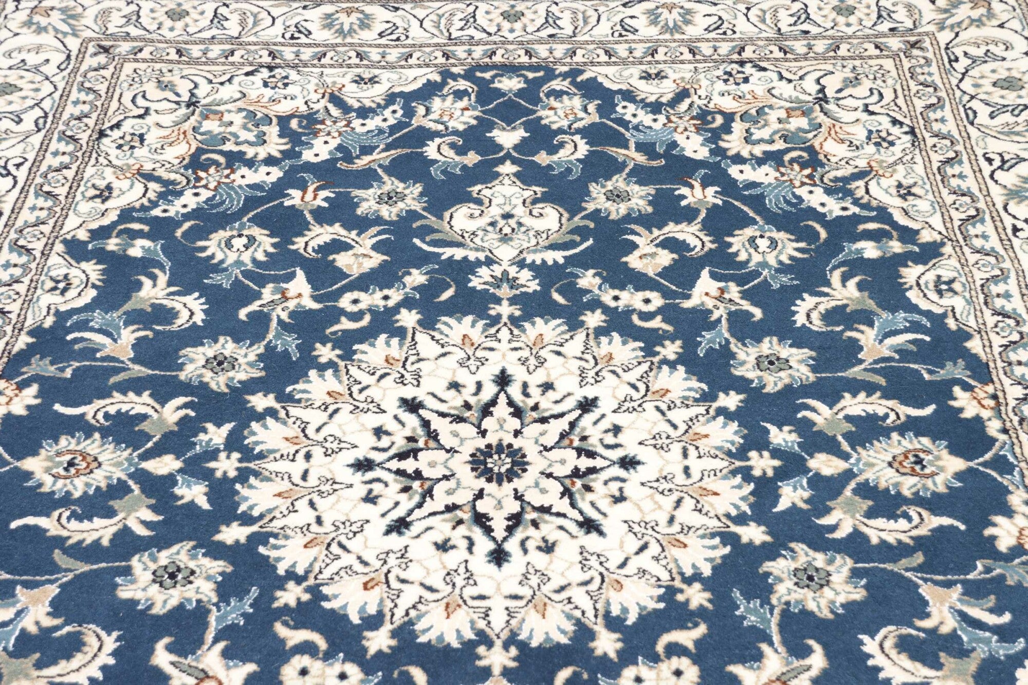 Nain Kaschmar | 245 x 163 cm | Nr. 12-440072