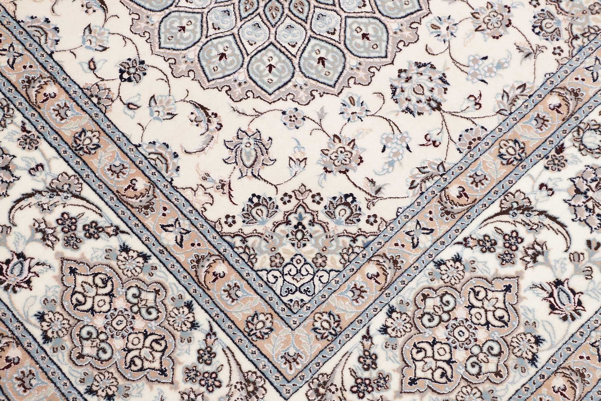 Nain | 317 cm x 215 cm | Nr. 12-445549