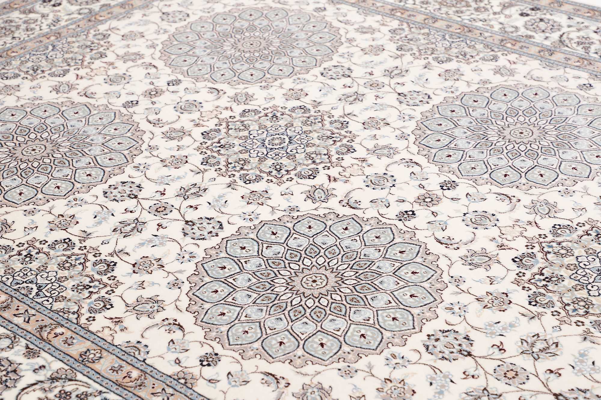 Nain | 317 cm x 215 cm | Nr. 12-445549