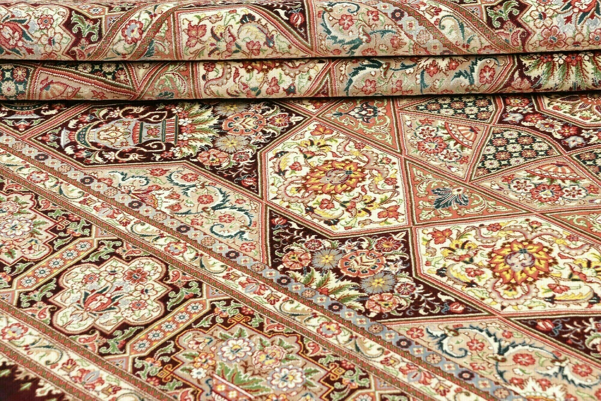 Ghom aus reiner Seide | 200 cm x 133 cm | Nr. 12-445645