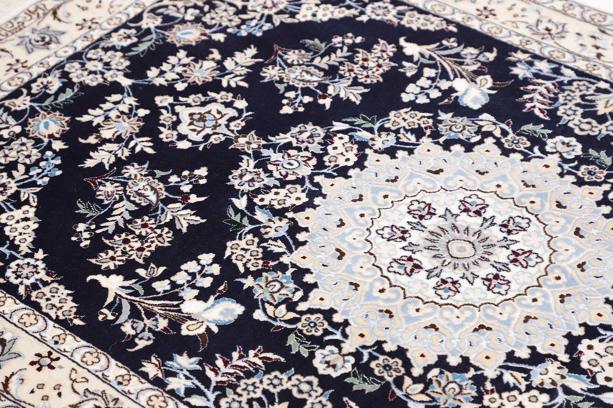 Nain | 170 cm x 110 cm | Nr. 12-446344