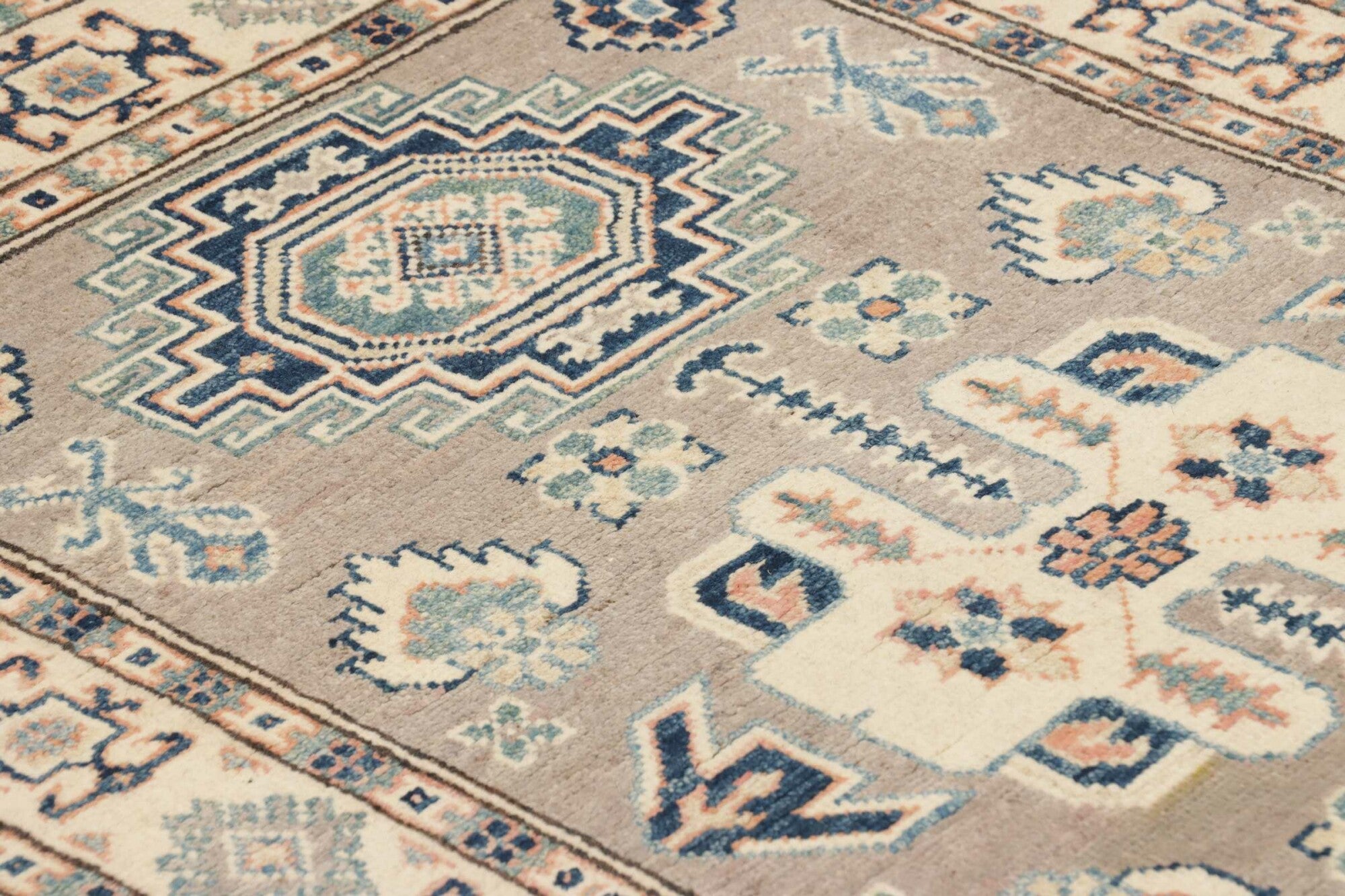 Kazak | 125 cm x 83 cm | Nr. 12-450707