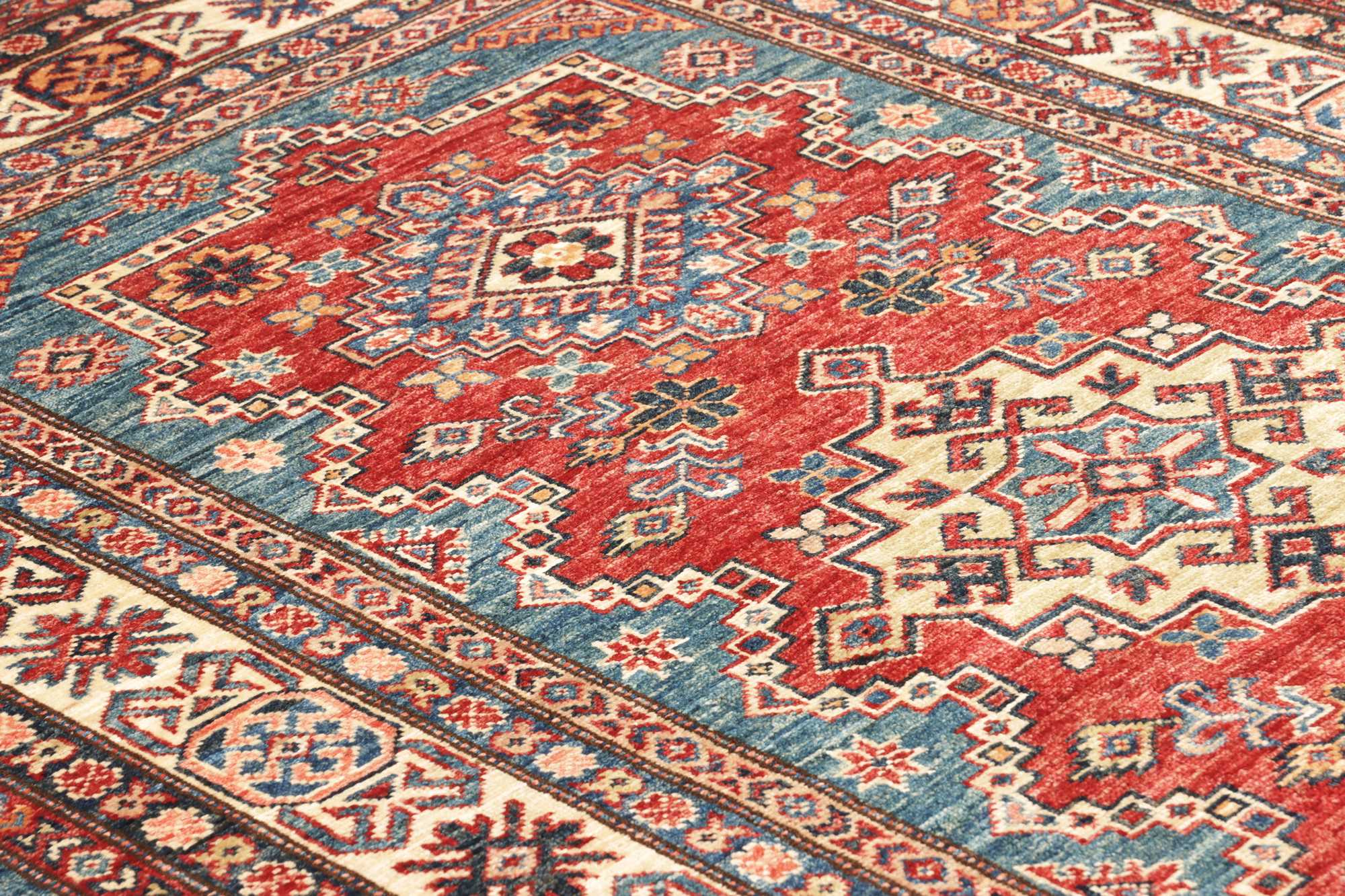 Kazak | 184 x 120 cm | Nr. 12-451022