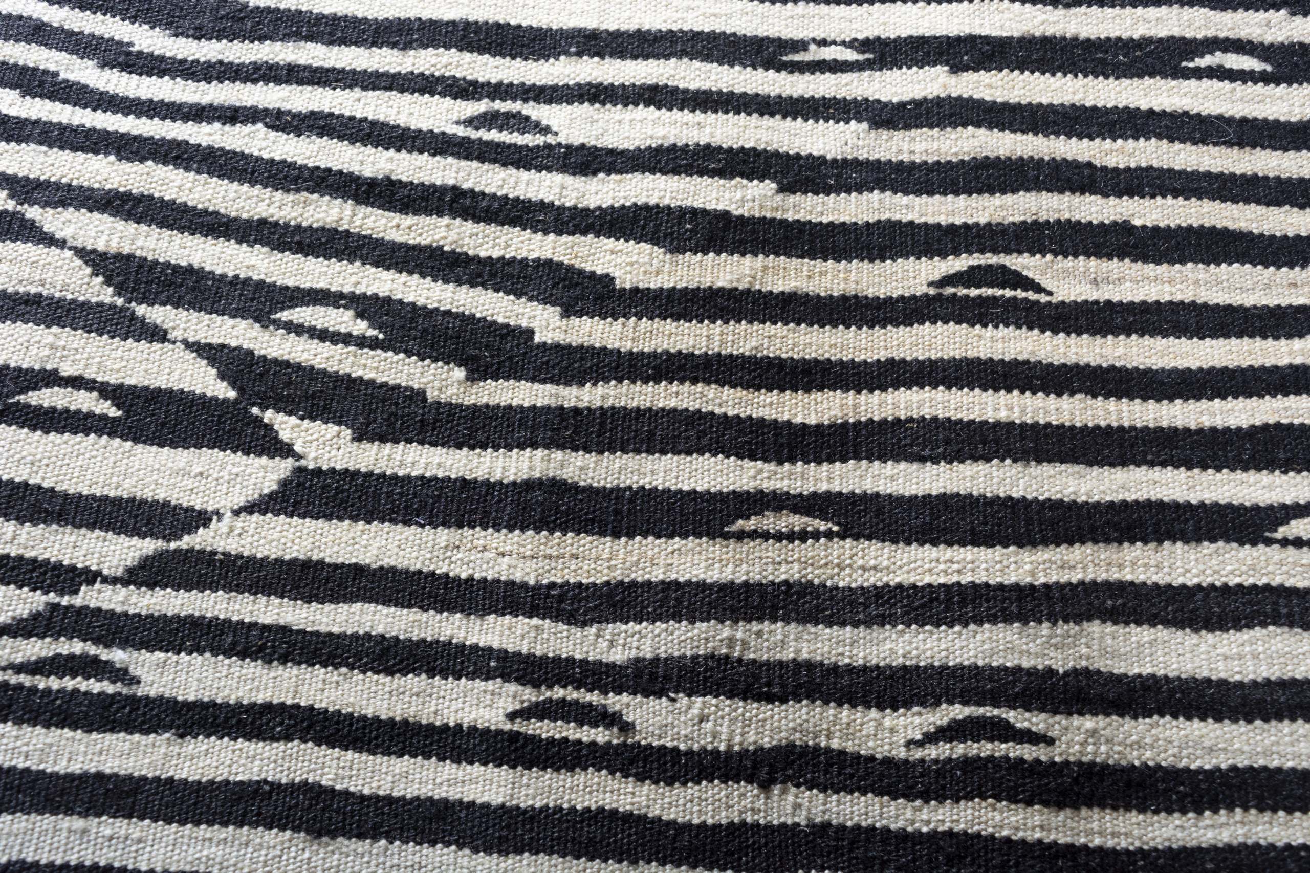 Kelim | 388 cm x 302 cm | Nr. 14-45147