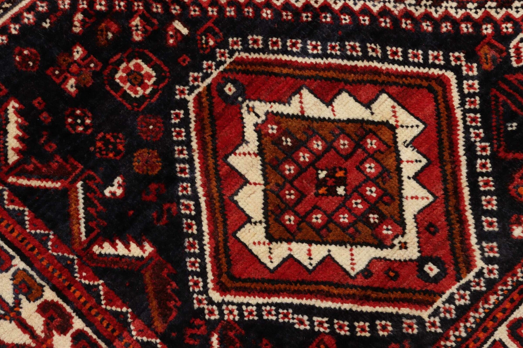 Shiraz | 285 x 183 cm | Nr. 12-455164