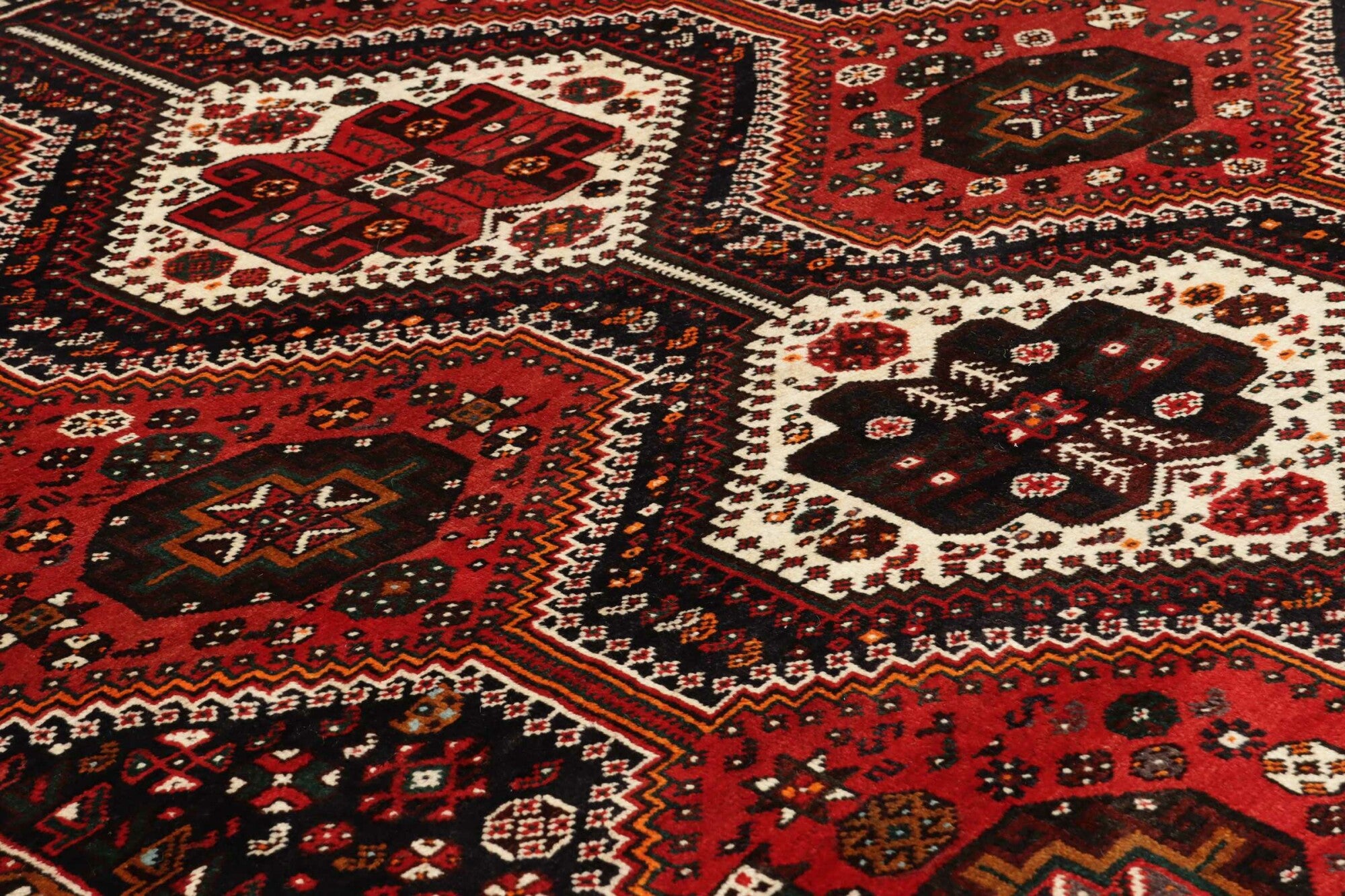 Shiraz | 267 cm x 175 cm | Nr. 12-455654