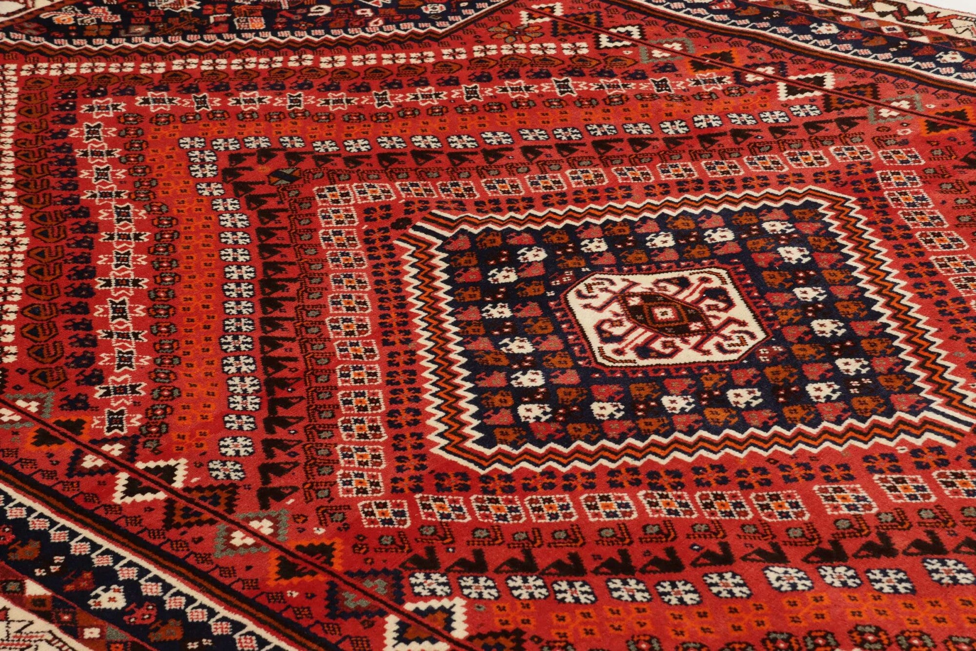 Shiraz | 285 x 172 cm | Nr. 12-459191