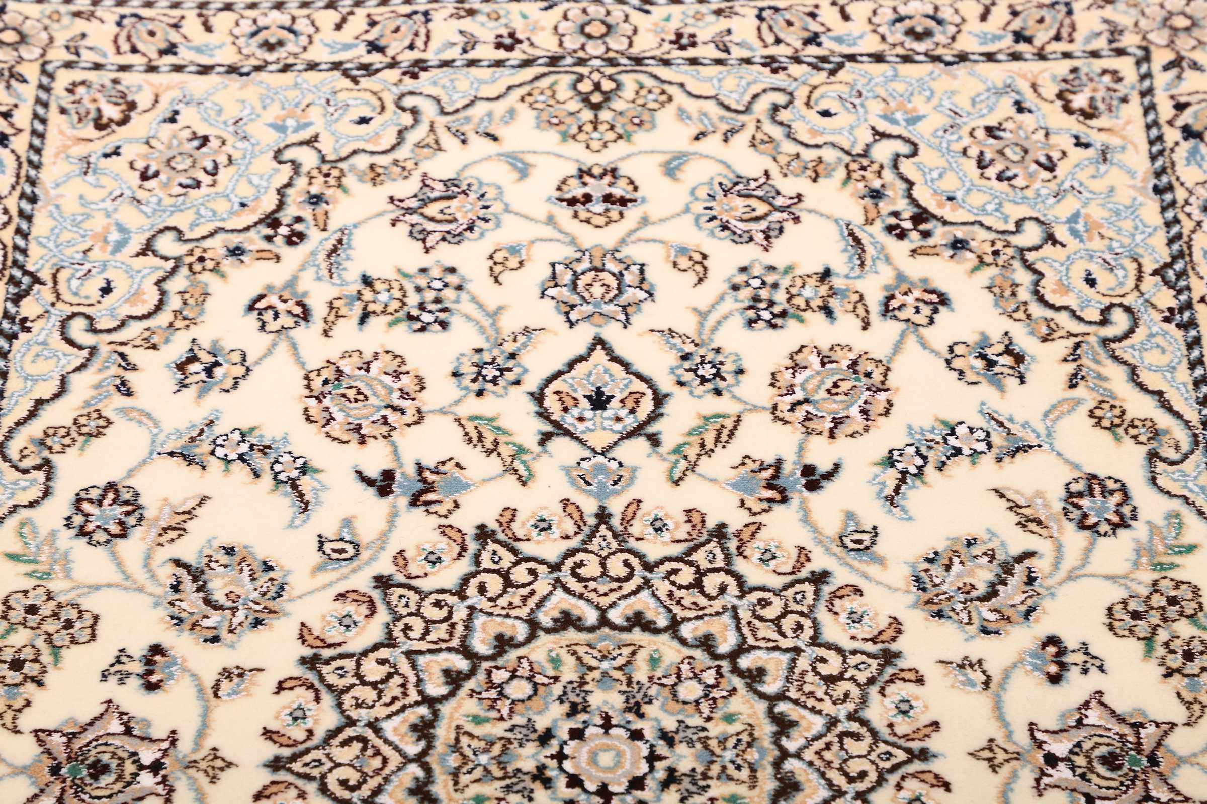 Nain | 125 cm x 81 cm | Nr. 12-466146