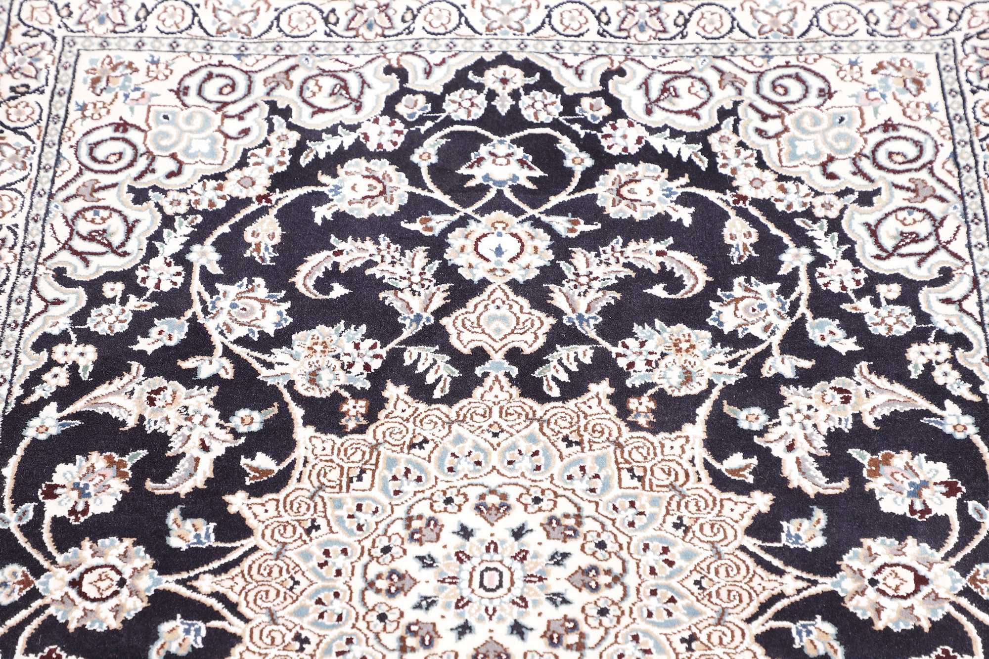 Nain | 130 cm x 90 cm | Nr. 12-466182