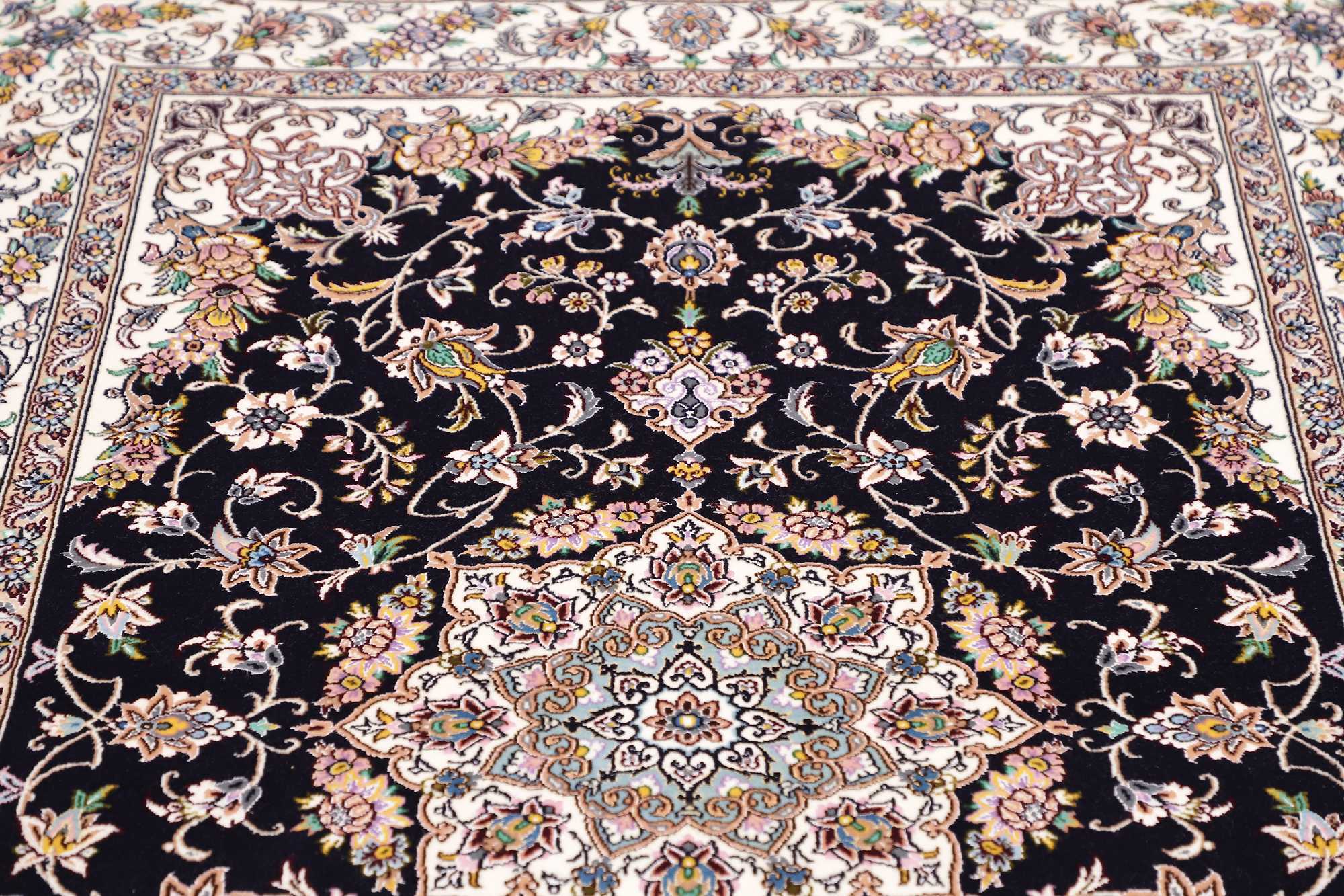 Nain | 162 cm x 118 cm | Nr. 12-466284