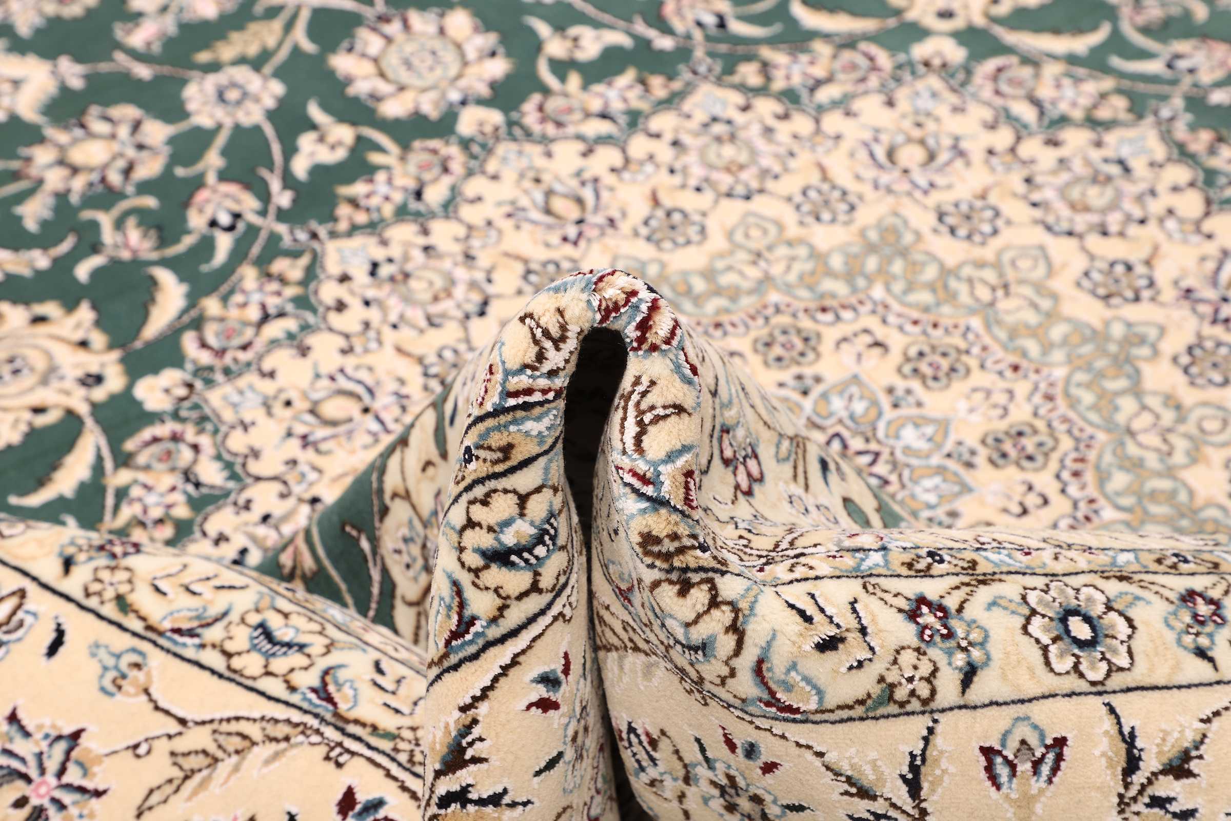 Nain | 253 cm x 251 cm | Nr. 12-469391