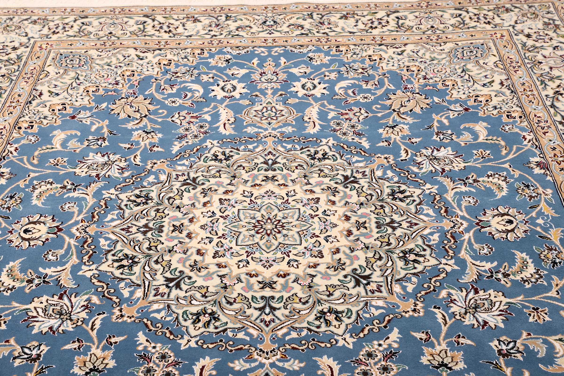 Nain | 257 x 203 cm | Nr. 12-469392