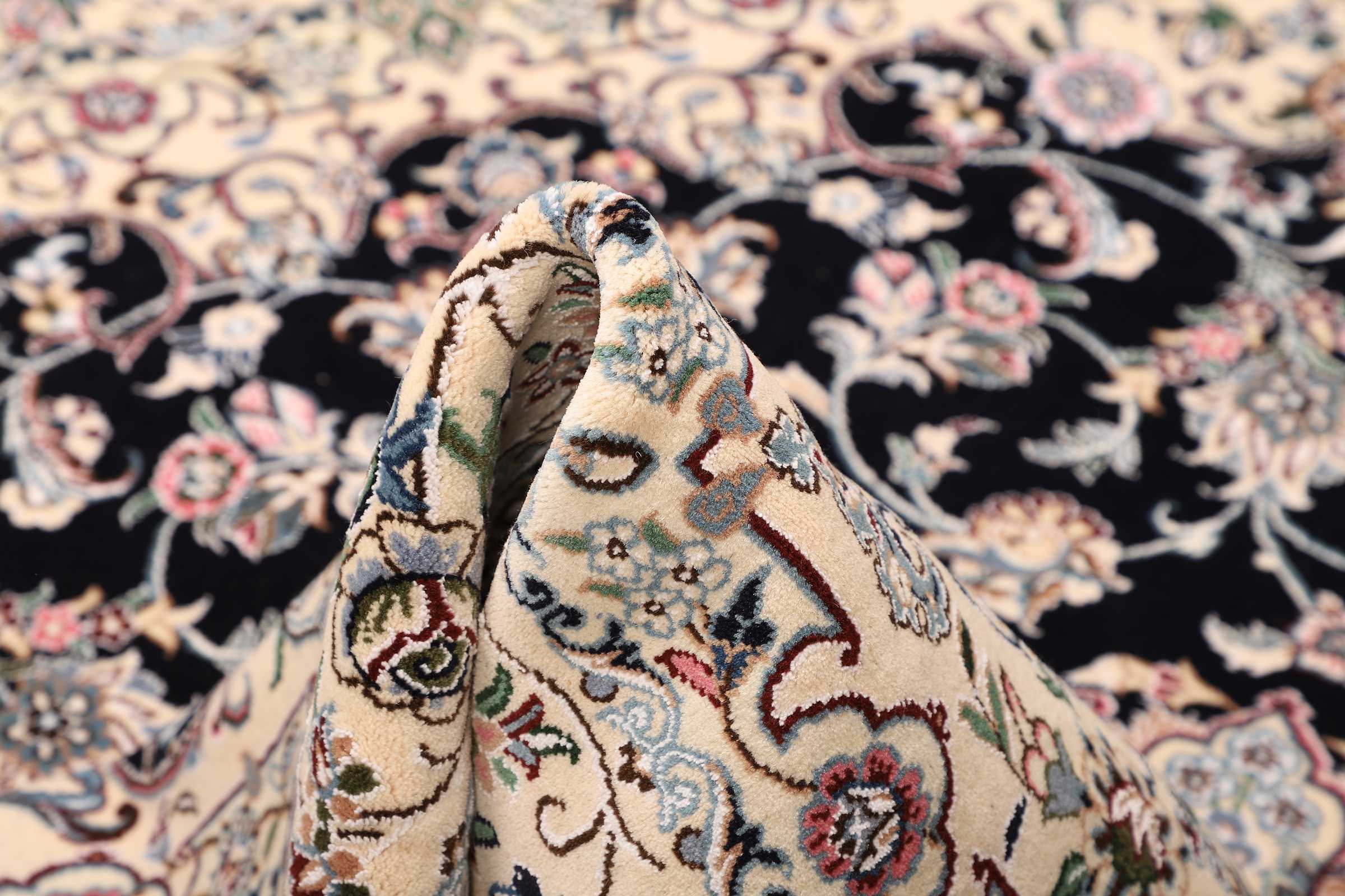 Nain | 207 cm x 197 cm | Nr. 12-469418