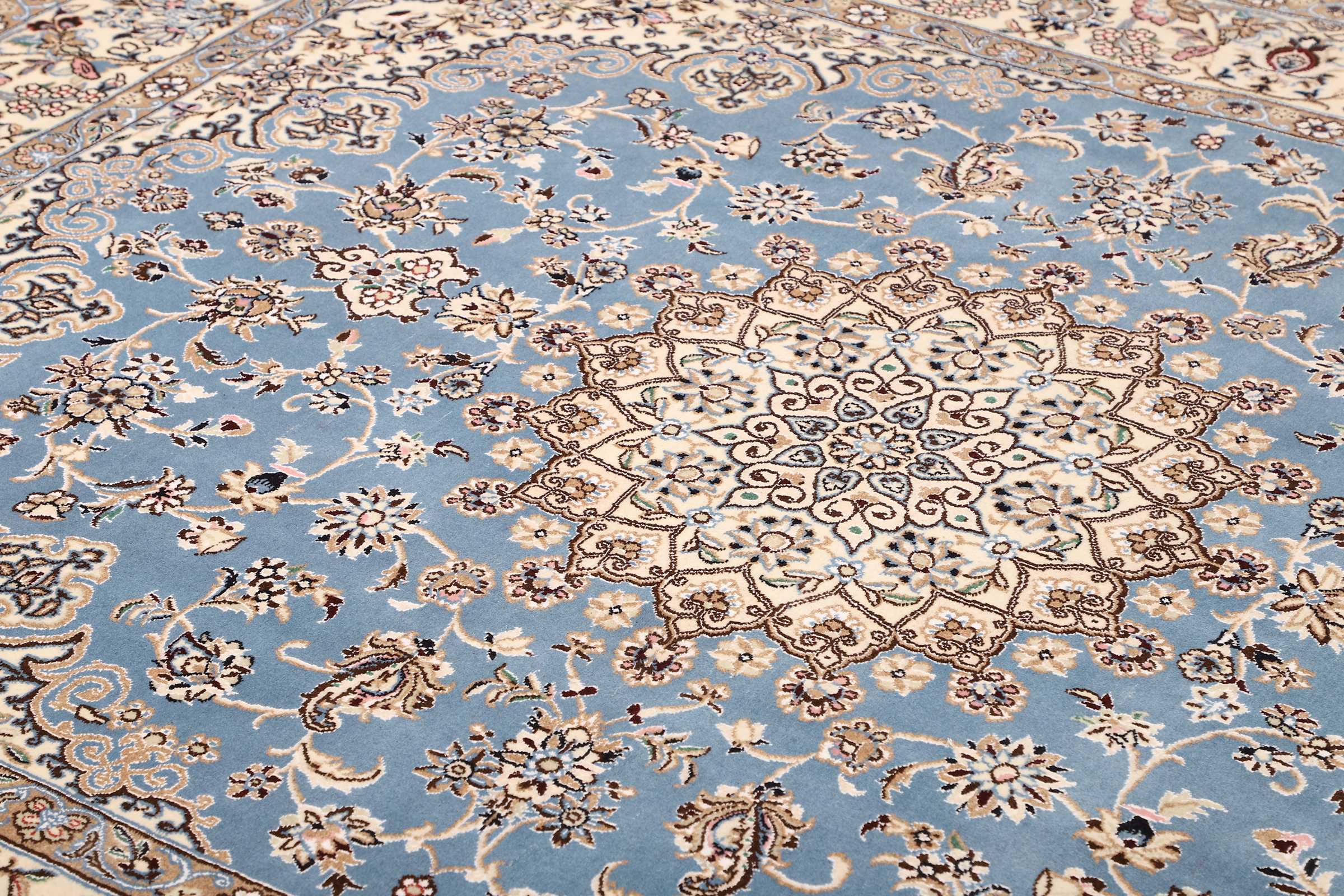Nain | 245 x 197 cm | Nr. 12-469422