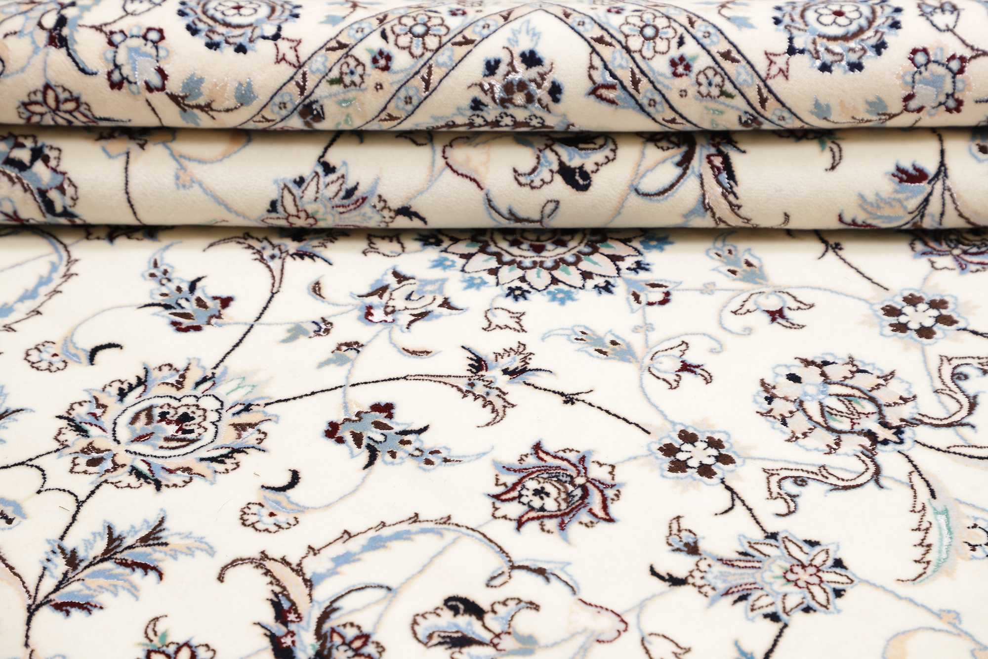 Nain | 210 cm x 208 cm | Nr. 12-469442