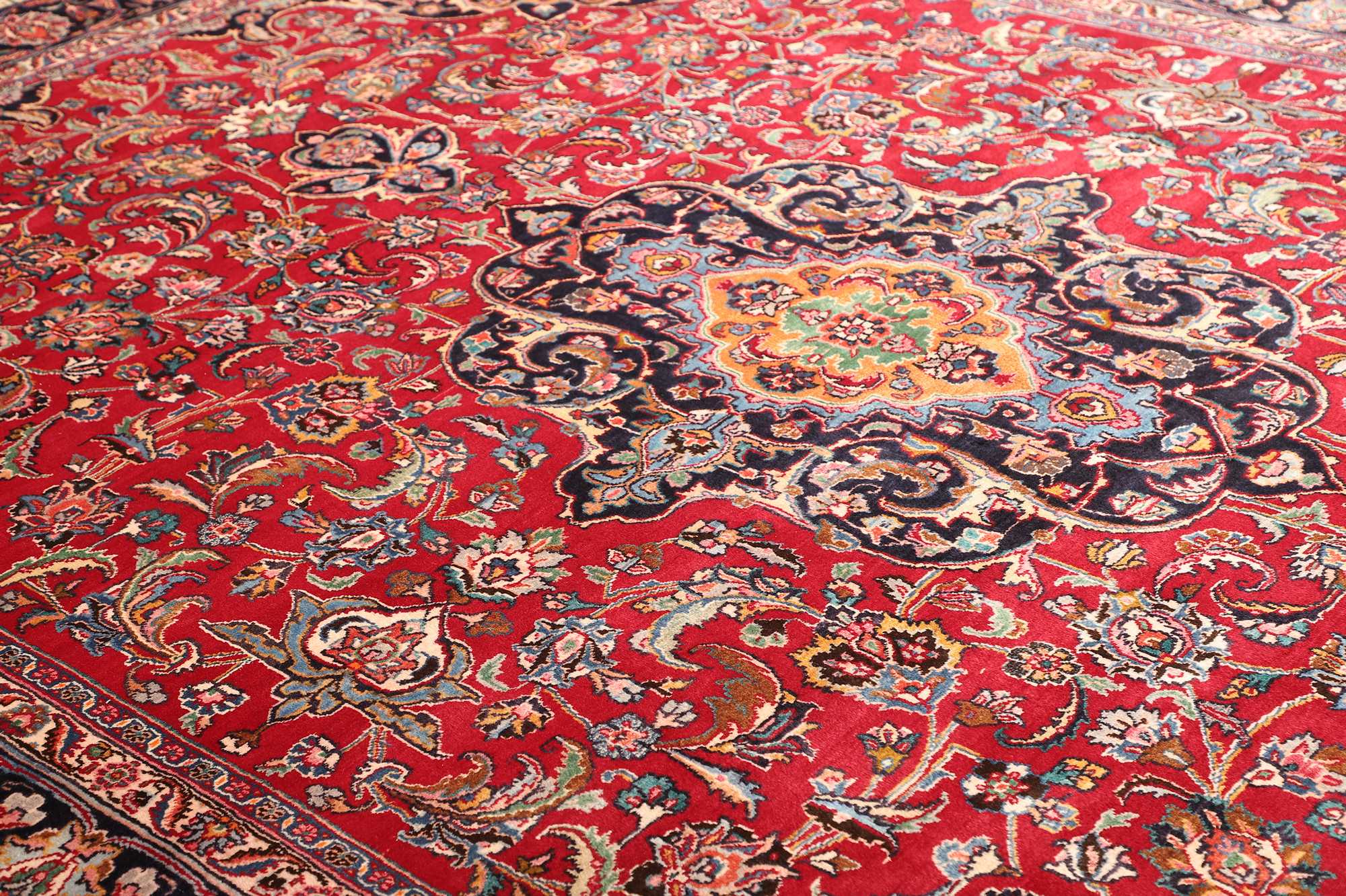 Mashhad | 405 x 292 cm | Nr. 12-469710