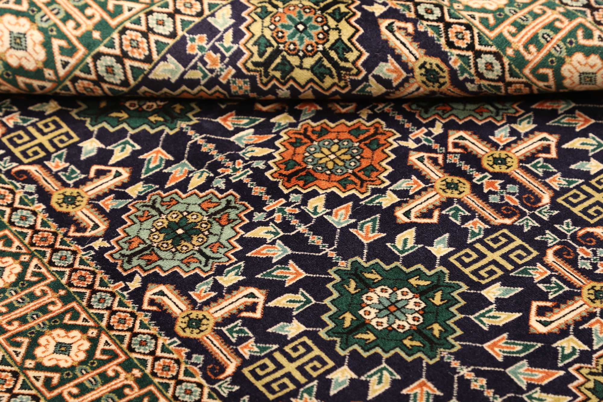 Täbriz | 136 cm x 106 cm | Nr. 12-469749