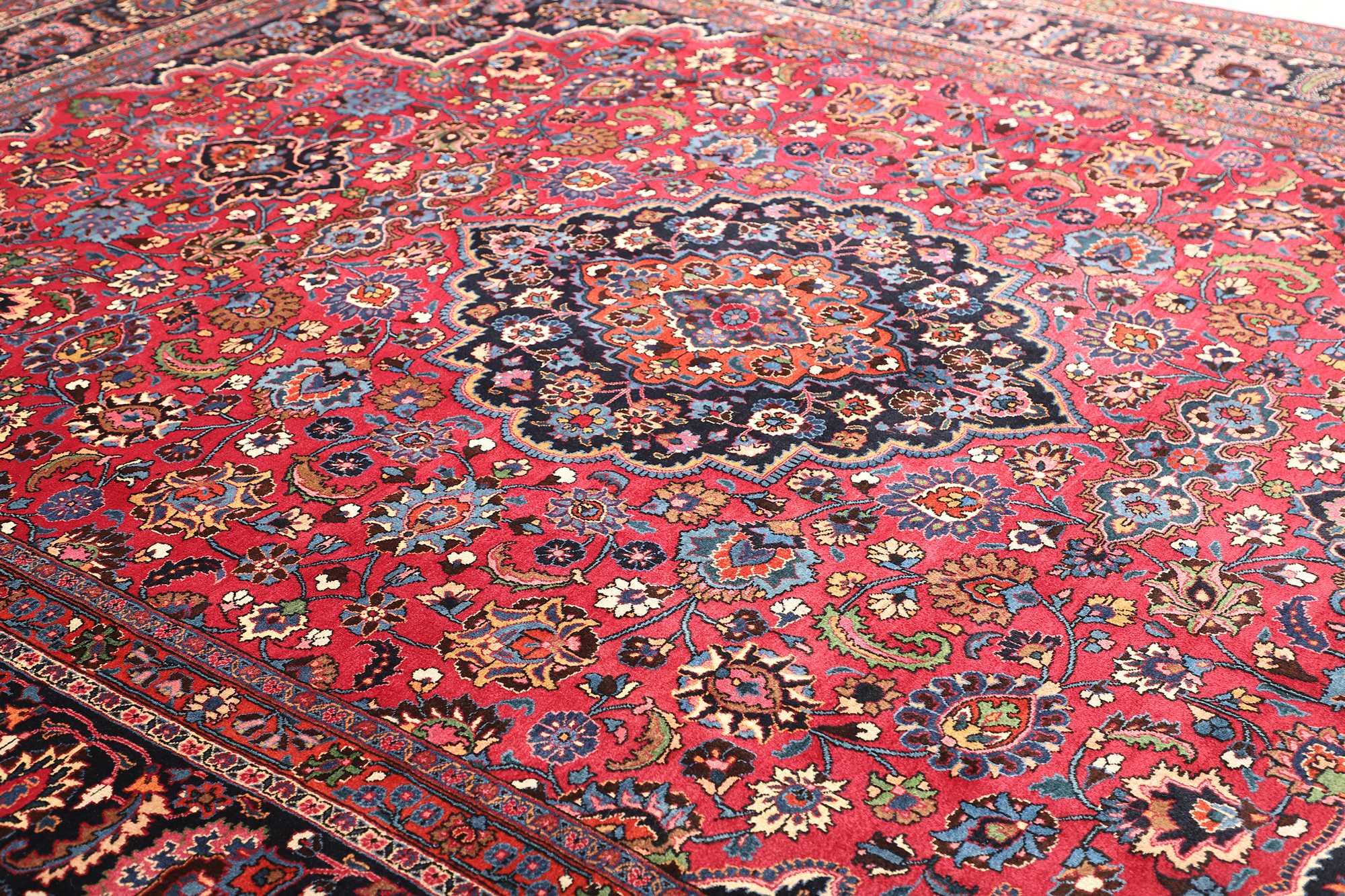 Meschad | 384 cm x 302 cm | Nr. 12-469754