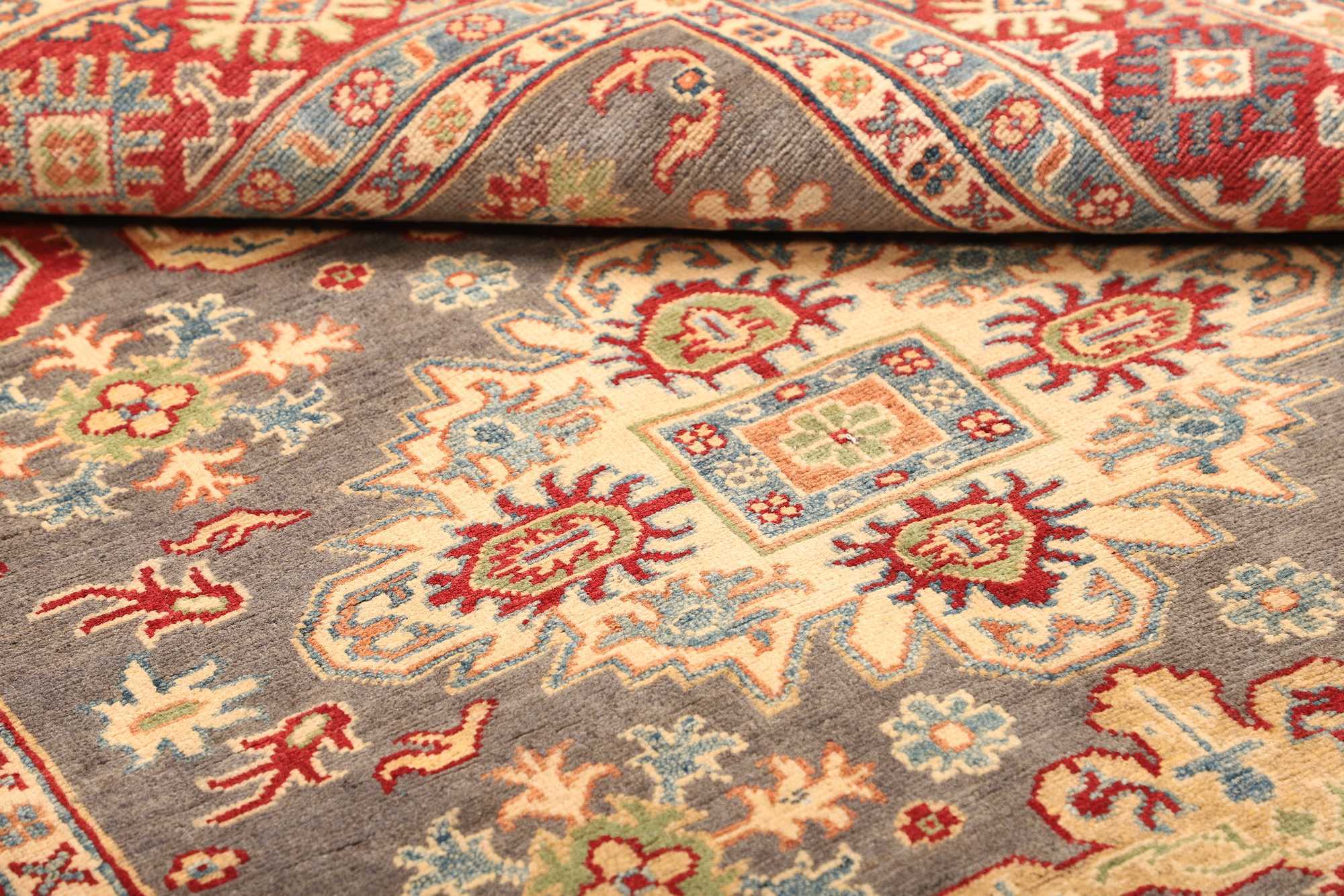 Kazak | 198 cm x 151 cm | Nr. 12-469881