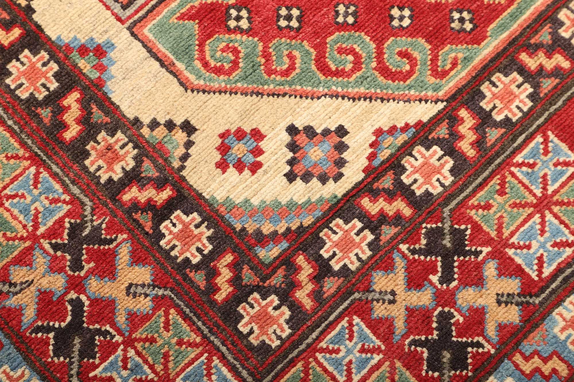 Kazak | 201 cm x 157 cm | Nr. 12-470037