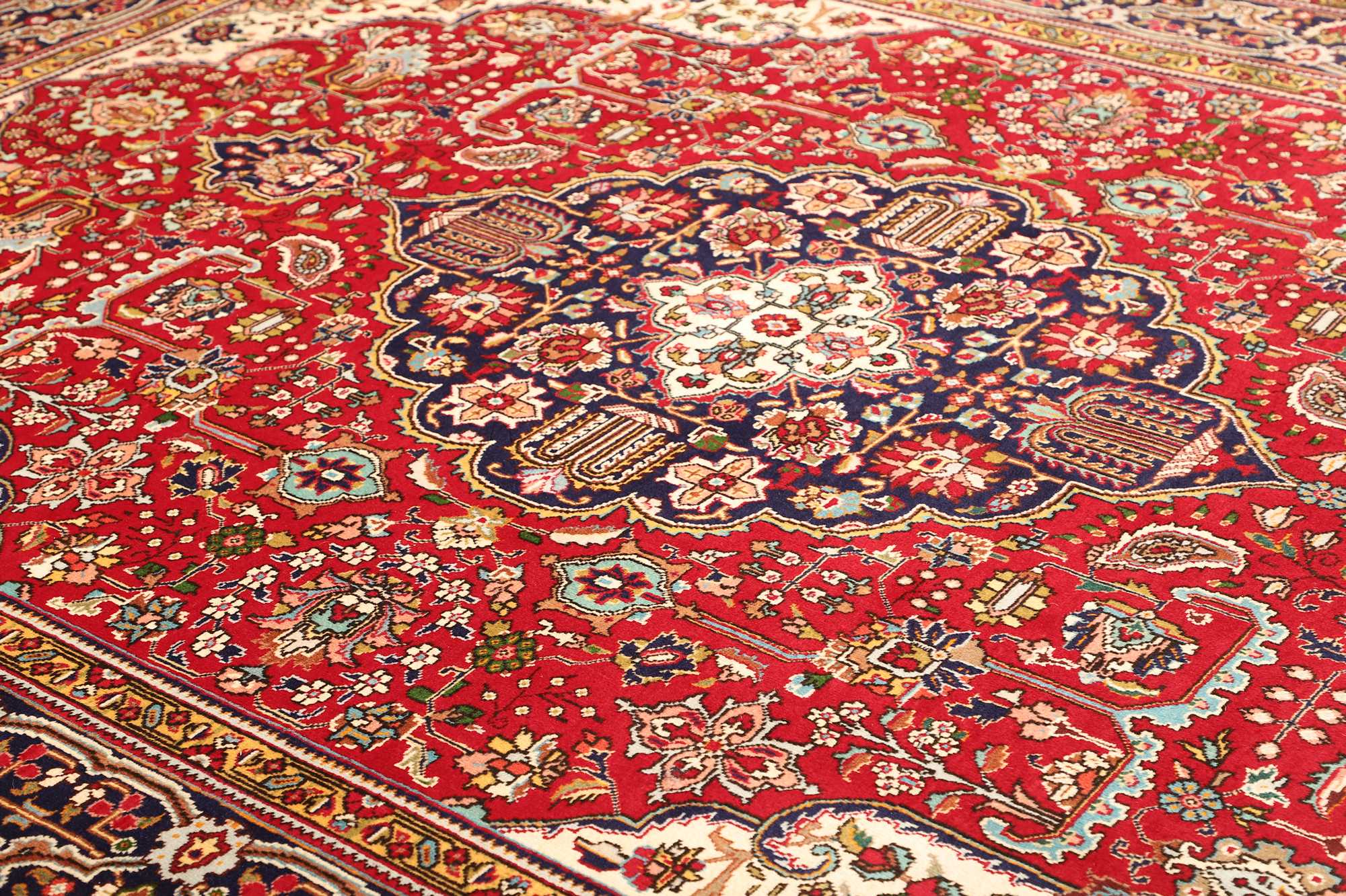 Täbriz | 338 cm x 256 cm | Nr. 12-471459