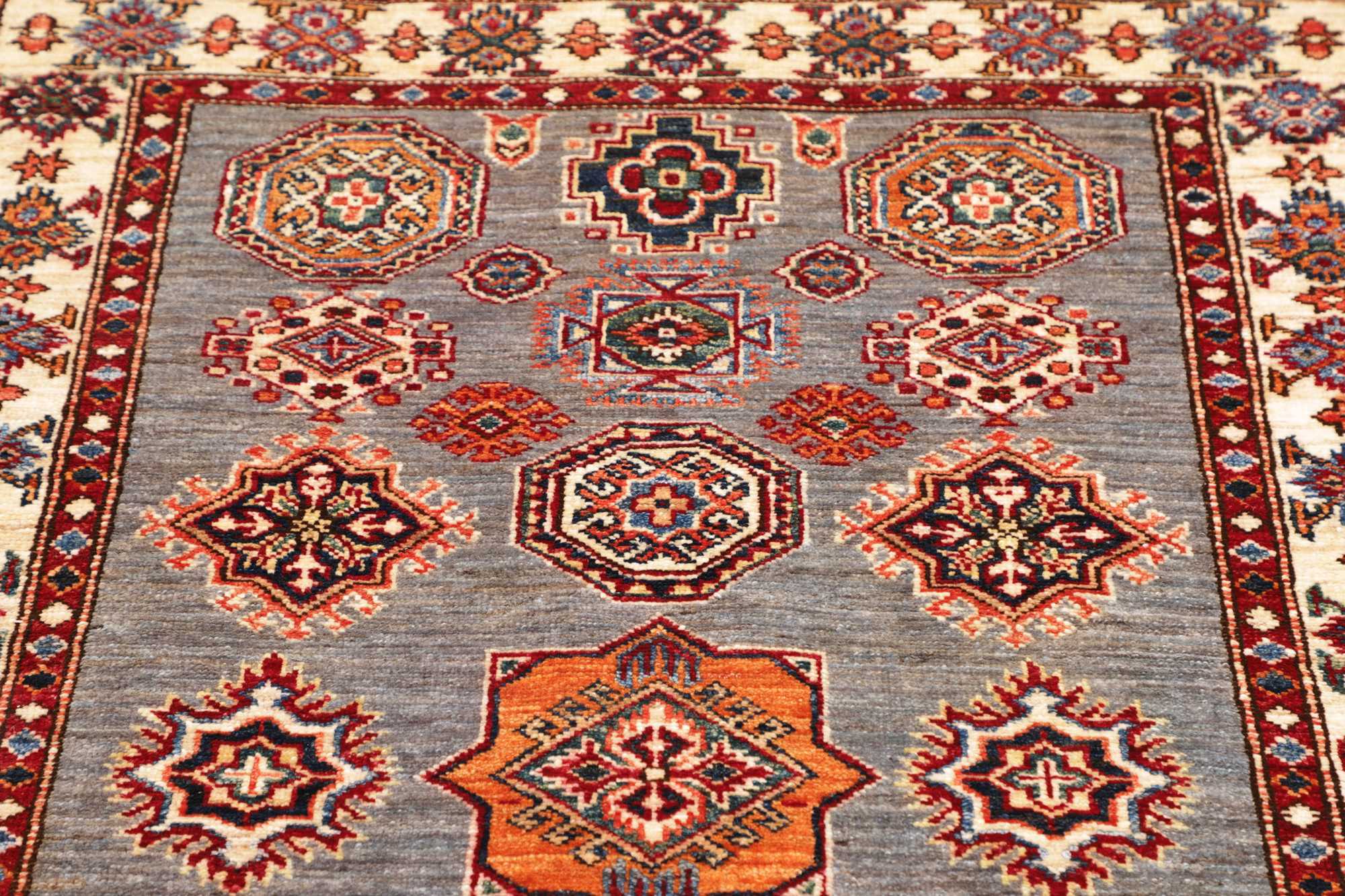 Kazak | 142 cm x 103 cm | Nr. 12-478595