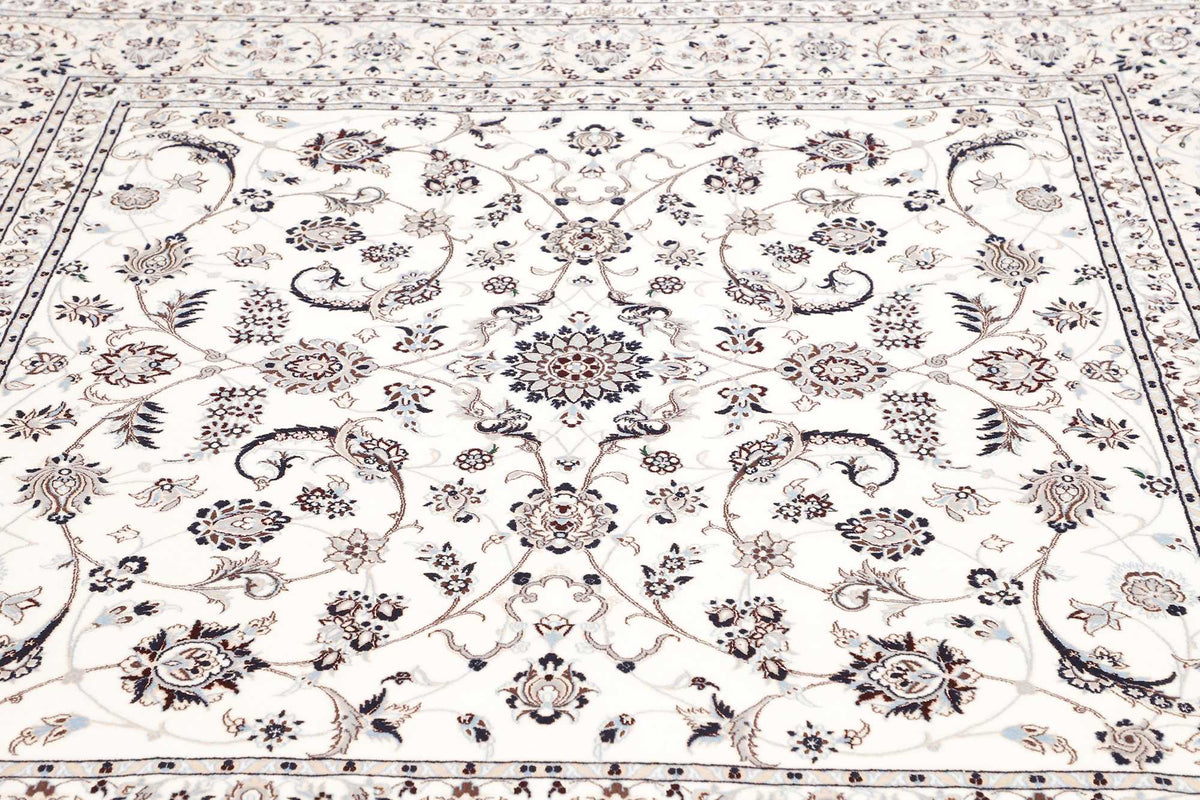 | 203 cm x 205 cm | Nr. 12-481034